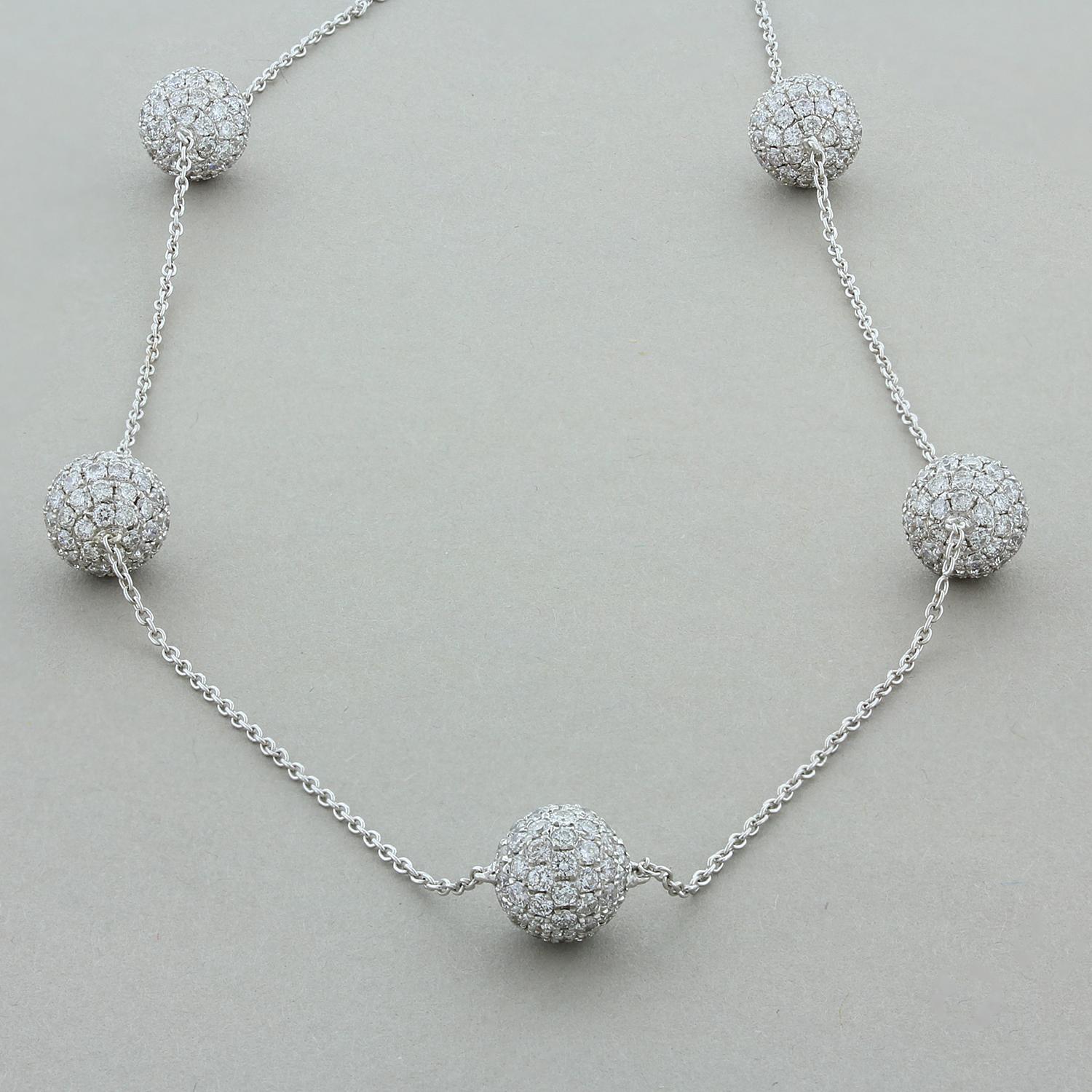 Diamond Gold Sphere Necklace In New Condition For Sale In Beverly Hills, CA