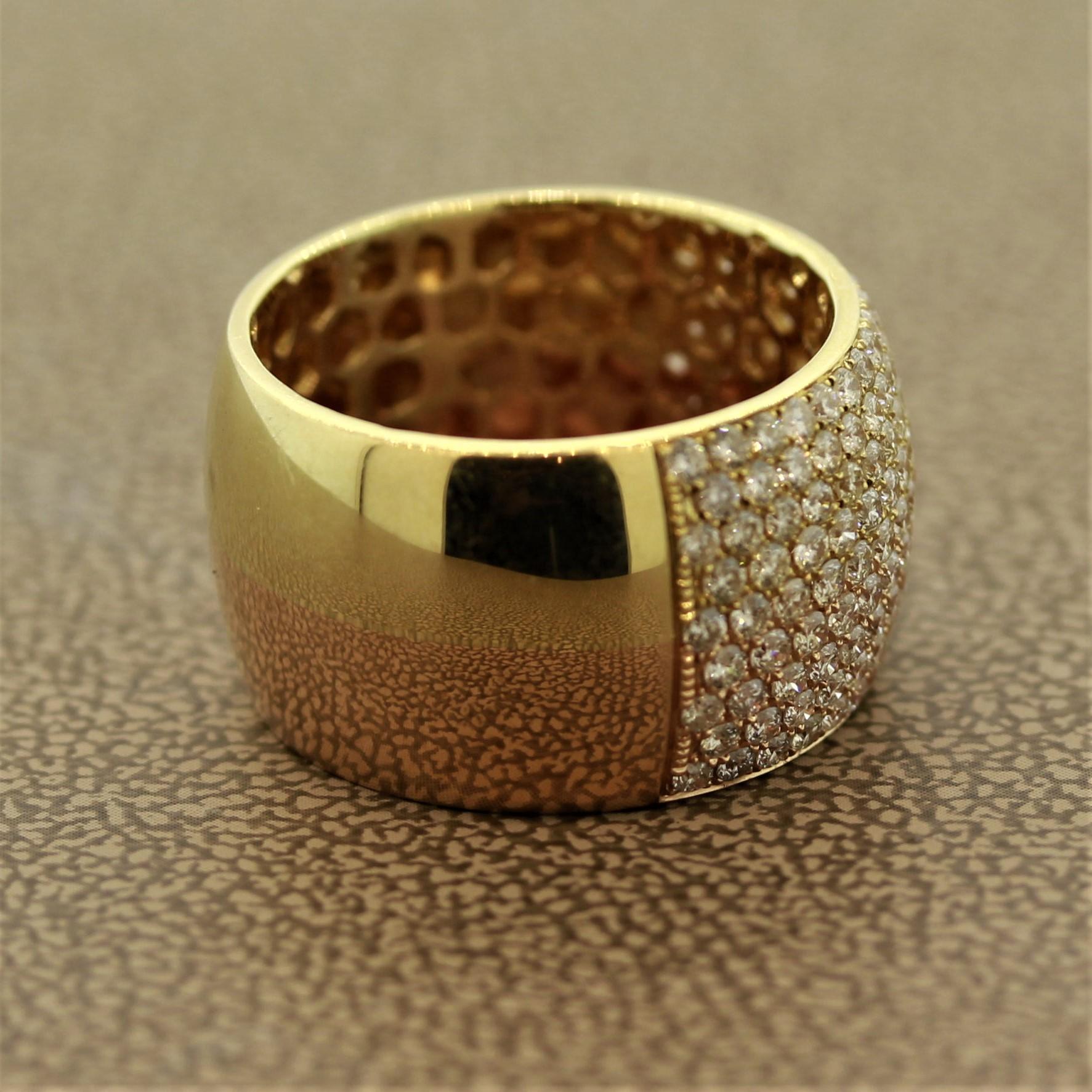 Diamond Gold Two-Tone Wide Band Ring In New Condition For Sale In Beverly Hills, CA