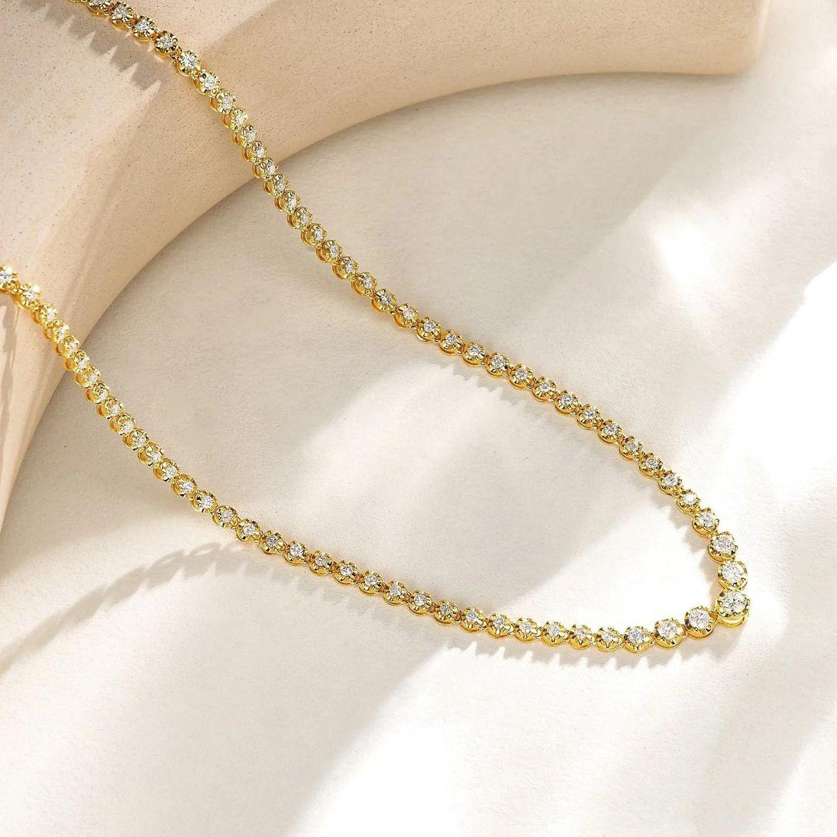 Modern Diamond Riviera Graduated Tennis Necklace in 18k Gold