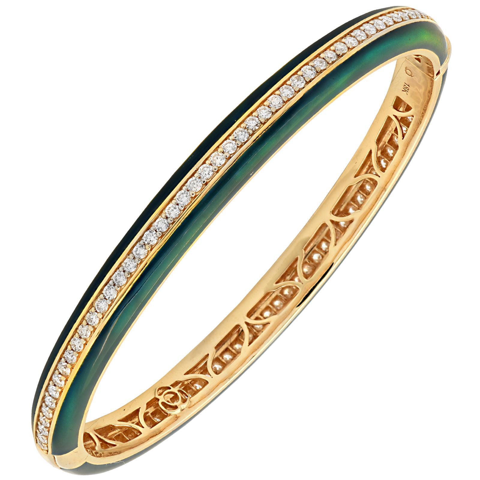 Bracelet à charnière empilable en or jaune 18K avec diamants et céramique verte New Neuf - En vente à Boca Raton, FL