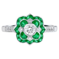Diamond & Green Emerald Art Deco Style Floral Flower White Gold Ring