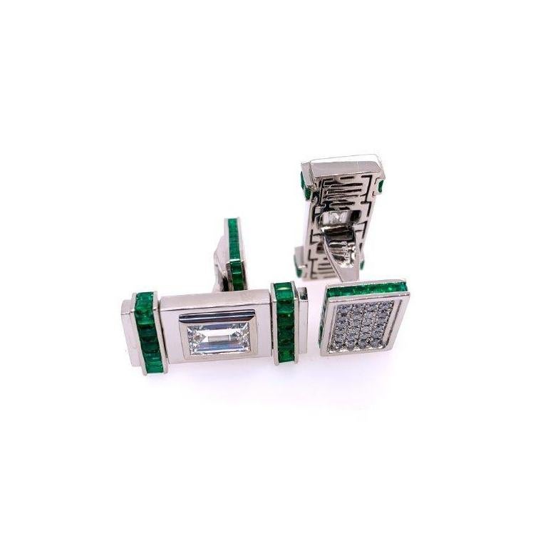 Baguette Cut Diamond and Green Emerald Cufflinks For Sale