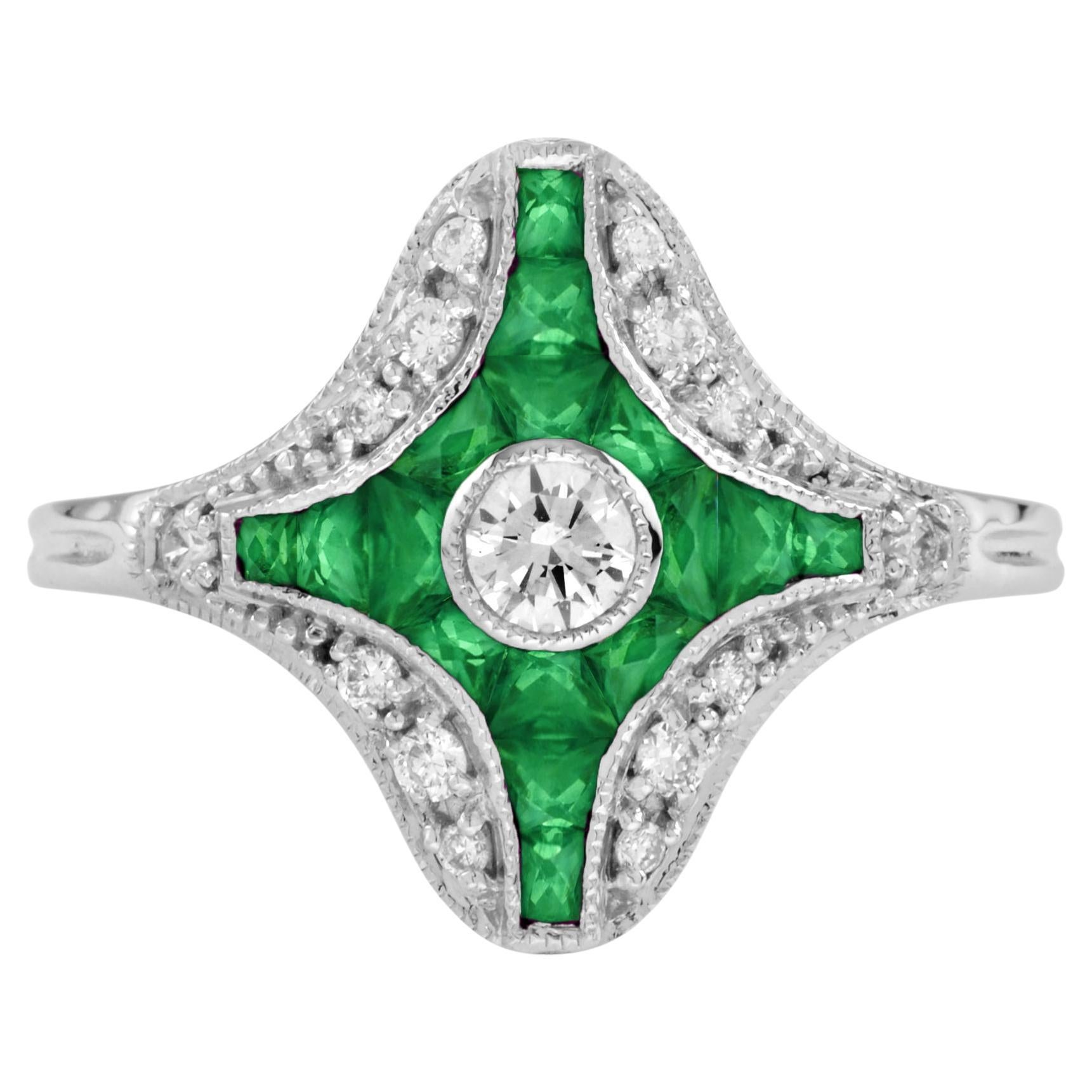 Bague en or blanc unique avec diamant et émeraude verte de taille fantaisie de style Art Deco en vente