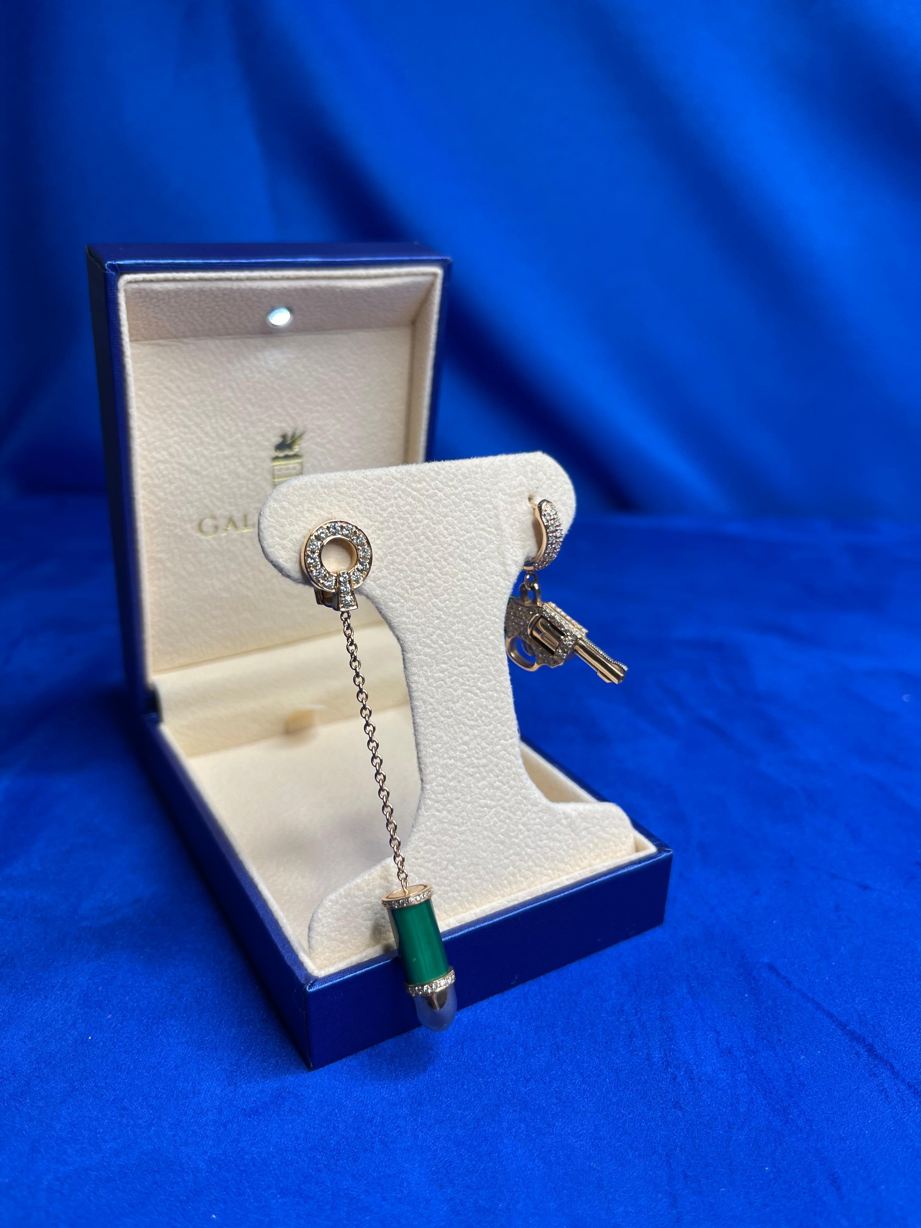 Women's or Men's Diamond Green Malachite Pave Bullet 18 Karat Rose Gold Circle Drop Chain Earring For Sale