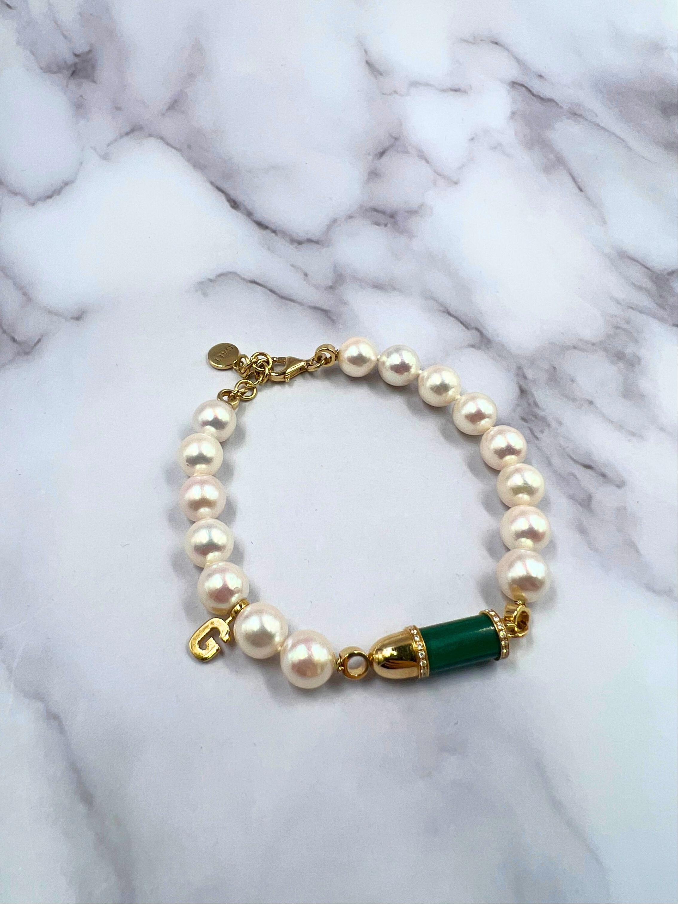 Taille mixte Bracelet en or avec perles des mers du sud, diamant, malachite, pavé et fusée. en vente