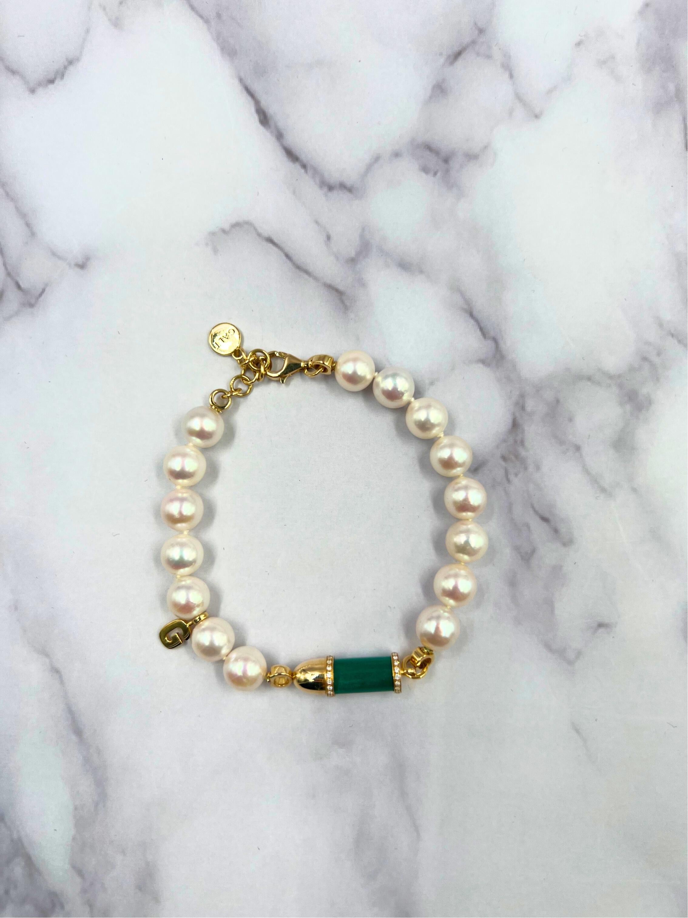 Bracelet en or avec perles des mers du sud, diamant, malachite, pavé et fusée. Neuf - En vente à Oakton, VA