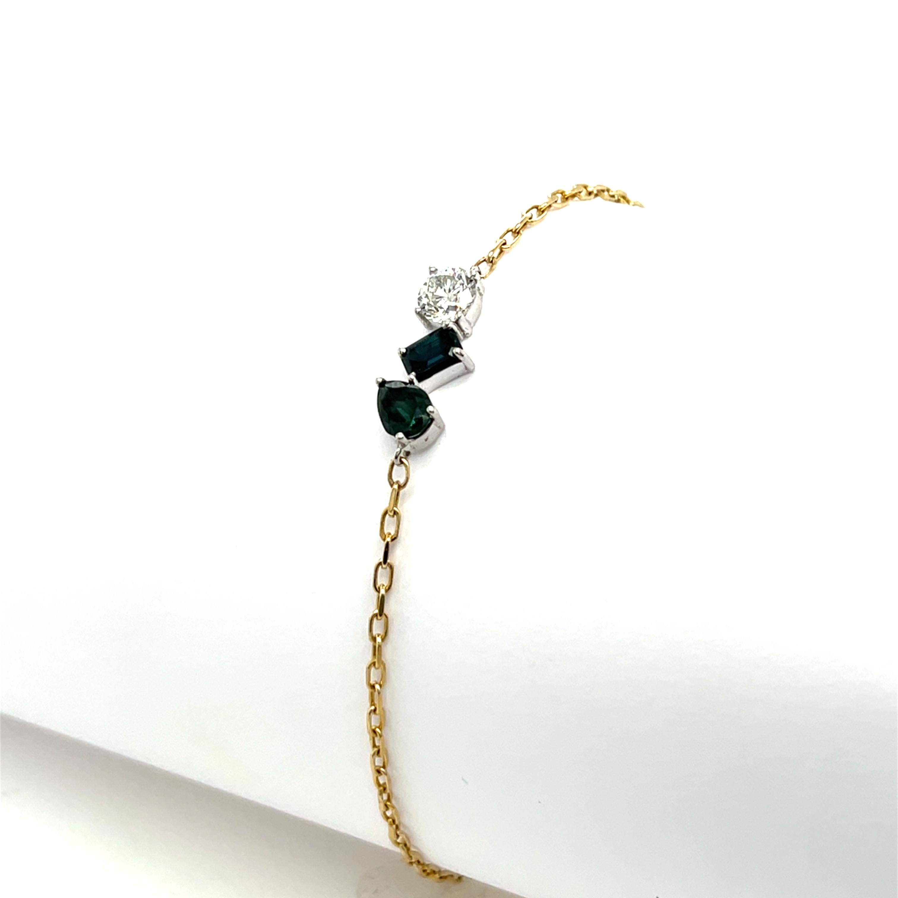 Diamond & Green Sapphire Bracelet Set in 9ct Yellow & White Gold In New Condition For Sale In London, GB