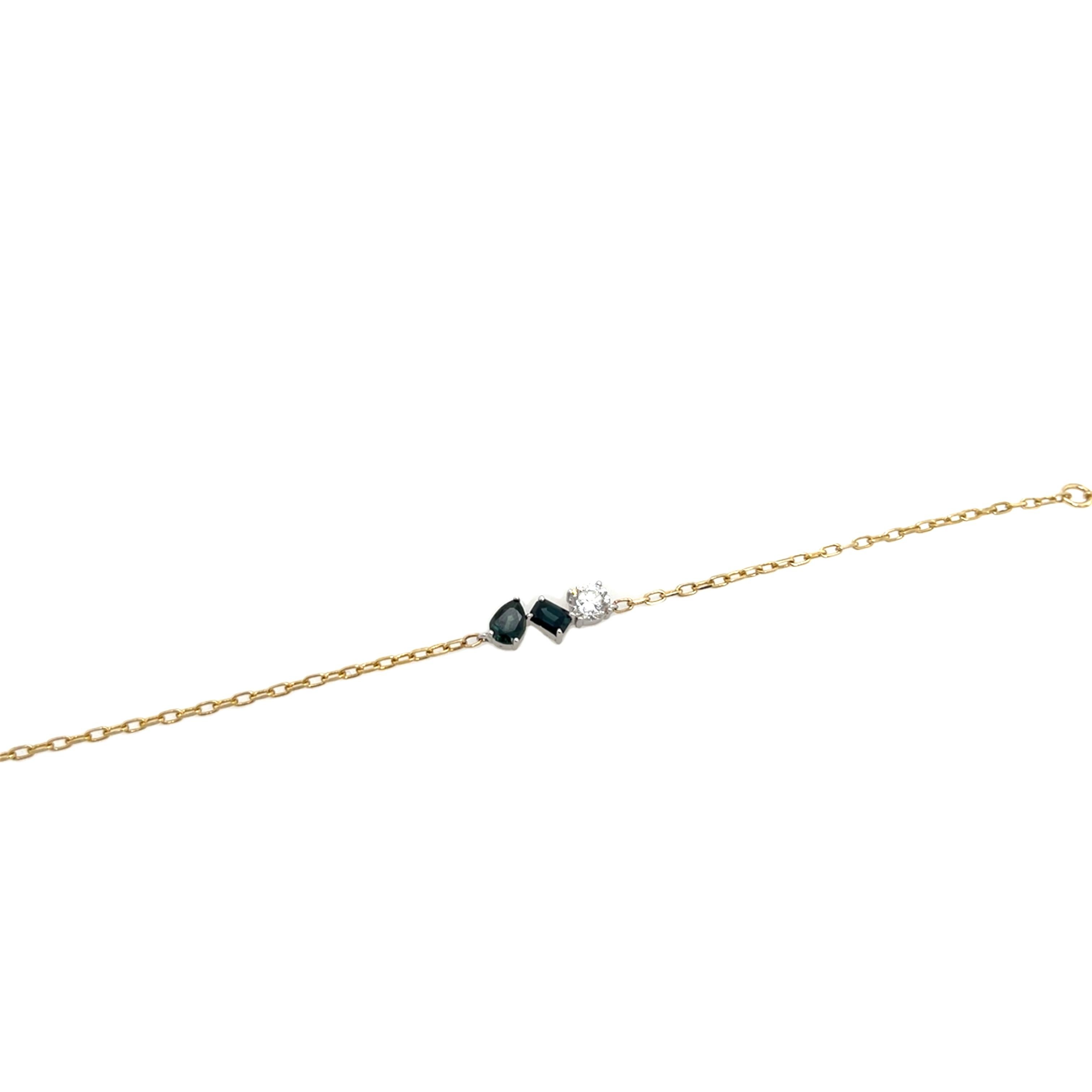 Diamond & Green Sapphire Bracelet Set in 9ct Yellow & White Gold For Sale 1
