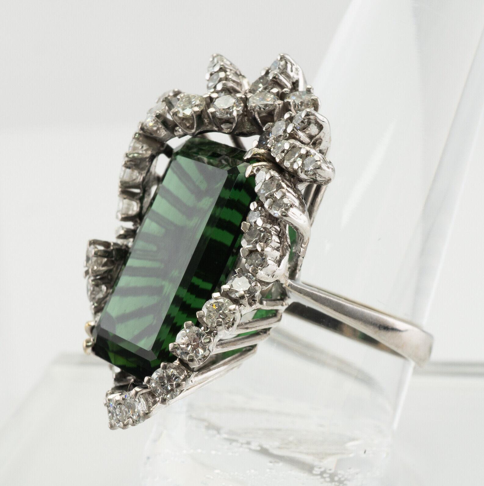 Diamond Green Tourmaline Ring Vintage 14K Gold Floral Cocktail In Good Condition For Sale In East Brunswick, NJ