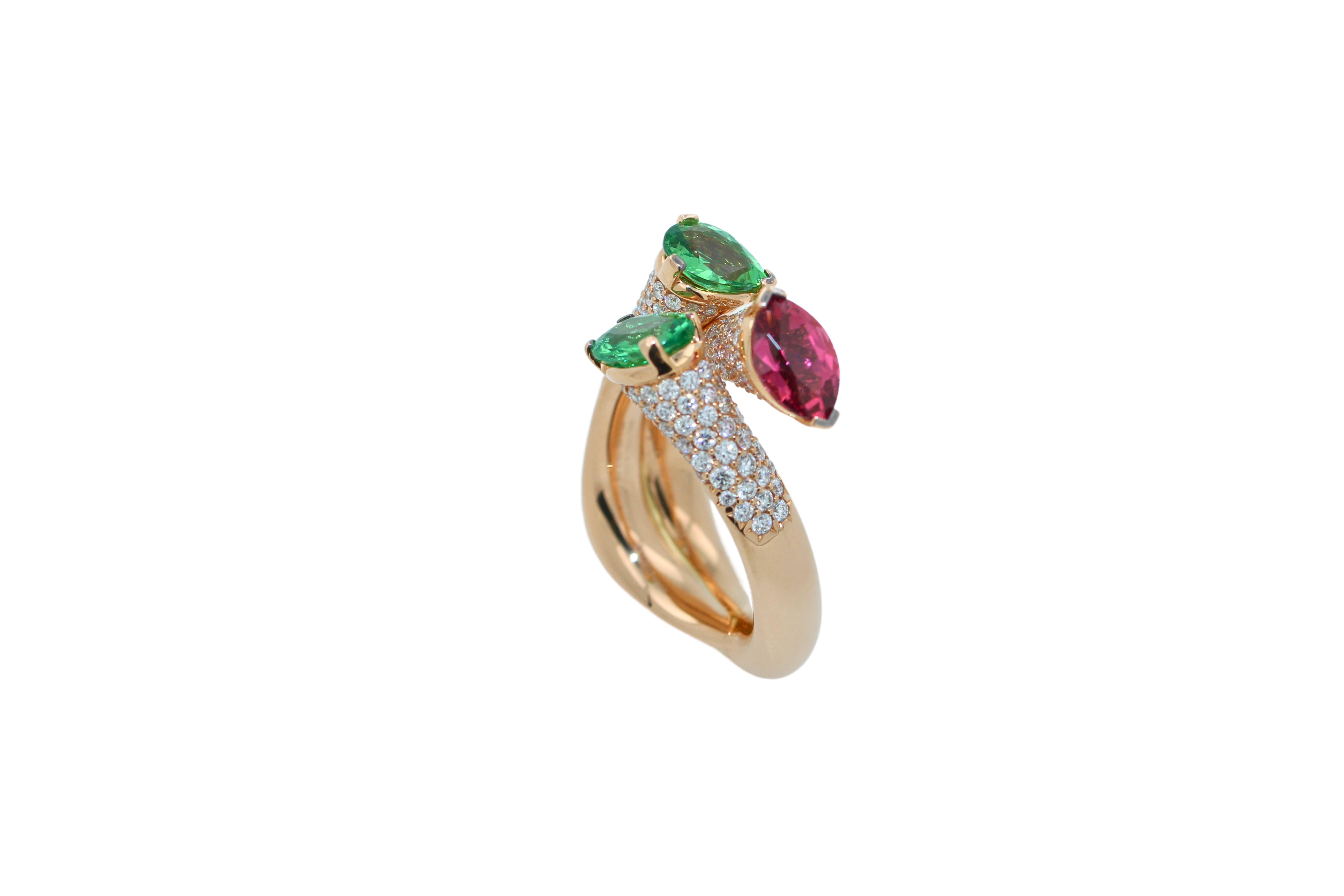 Art Deco Diamond Green Tsavorite Rubellite Pink Tourmaline Cocktail 18 Karat Gold Ring For Sale