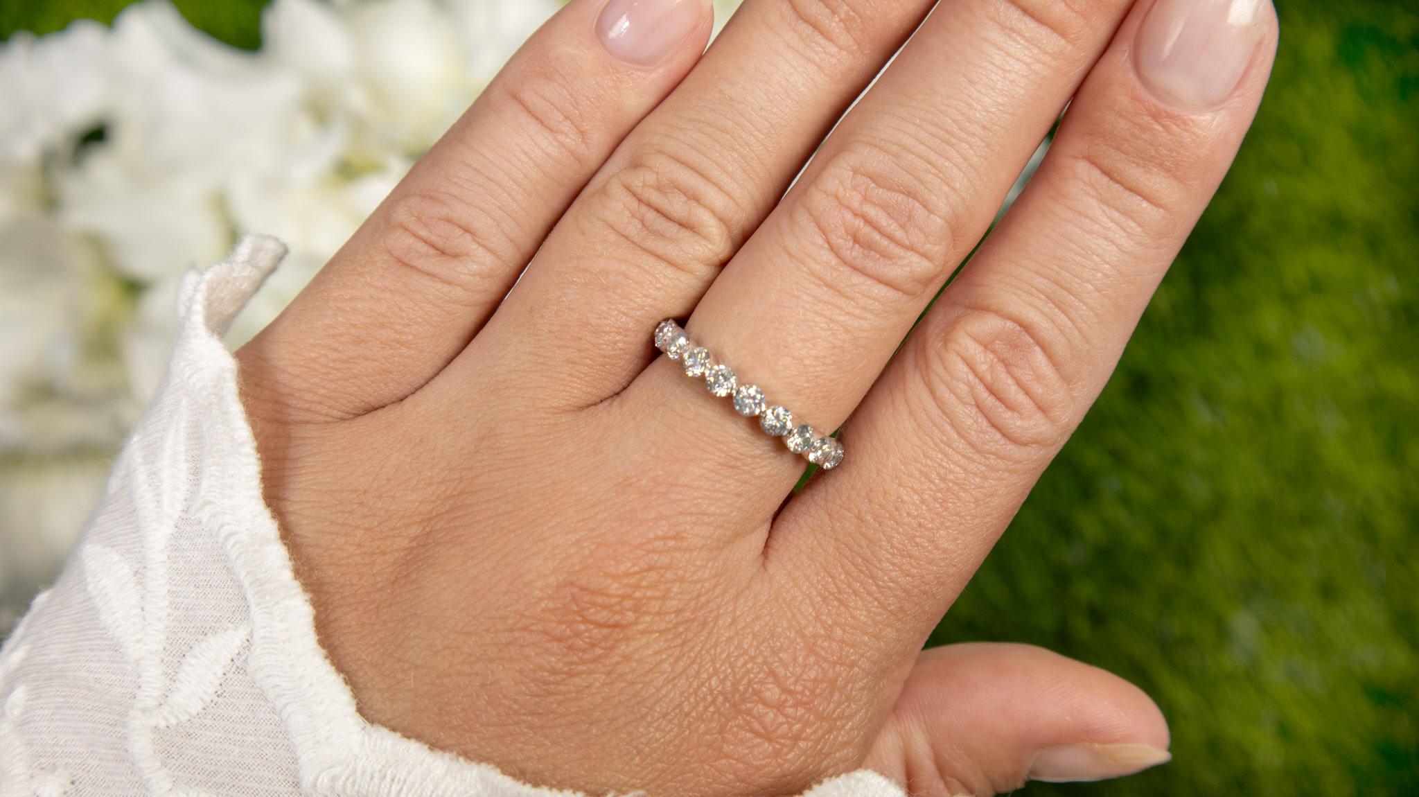 It comes with the Gemological Appraisal by GIA GG/AJP 
All Gemstones are Natural
Round Diamonds = 1 Carat
Metal: 14K White Gold
Ring Size: 7* US
*It can be resized complimentary