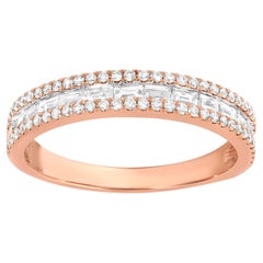 Media alianza de diamantes de oro rosa de 18 quilates