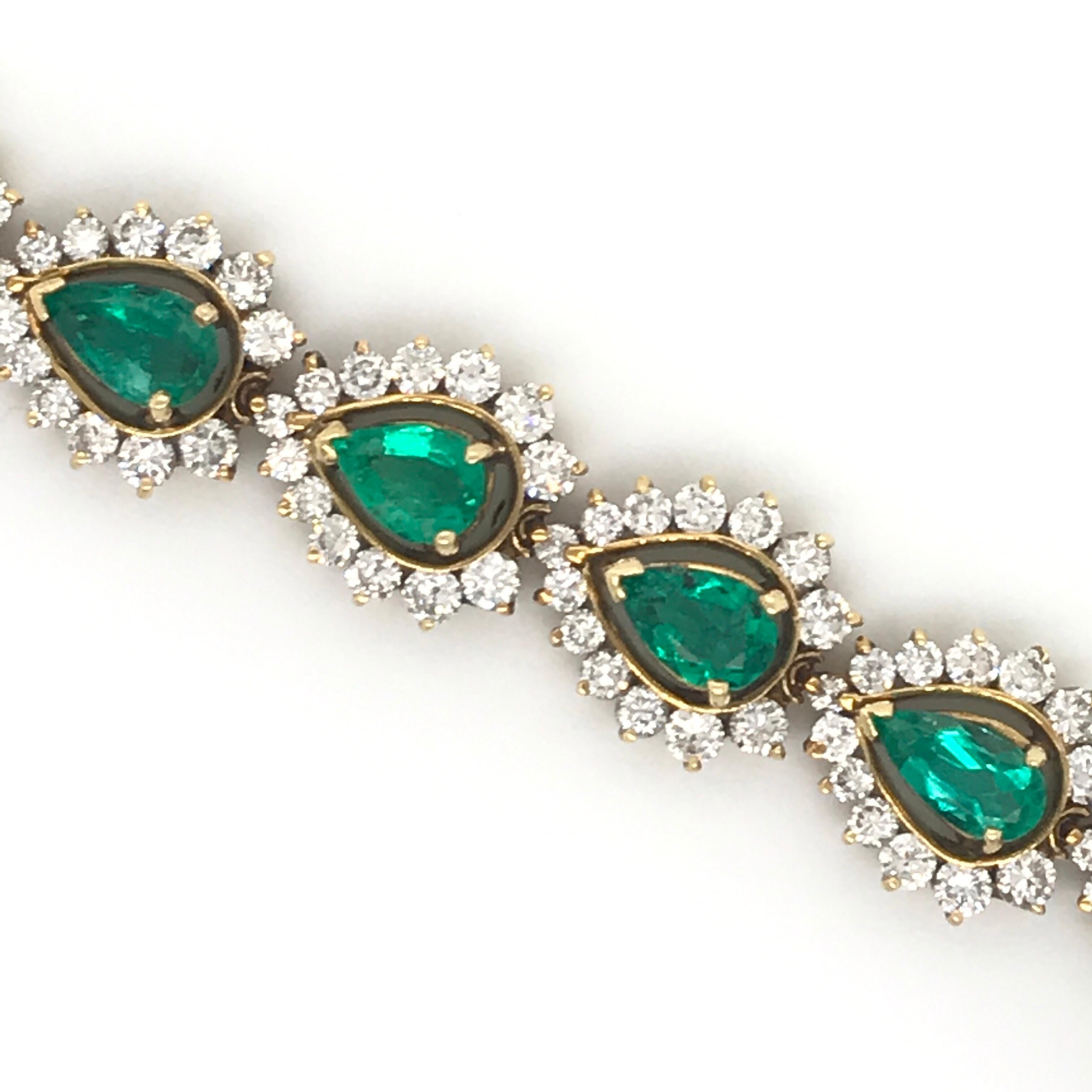 Contemporary Diamond Halo Bracelet with Pear Shape Emeralds 13.25 Carat 18 Karat Gold