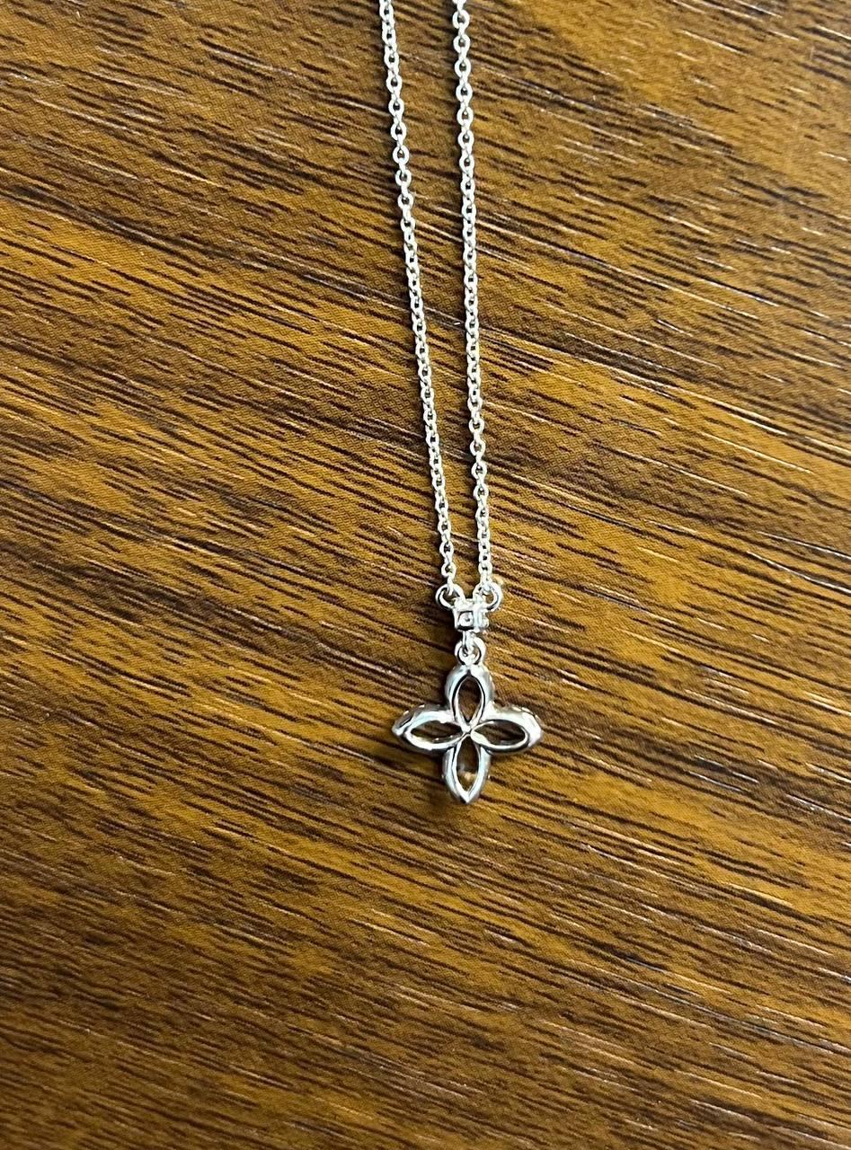 Diamond Halo Clover Floral Flower Symbol Motif 18K White Gold Pendant Necklace For Sale 3