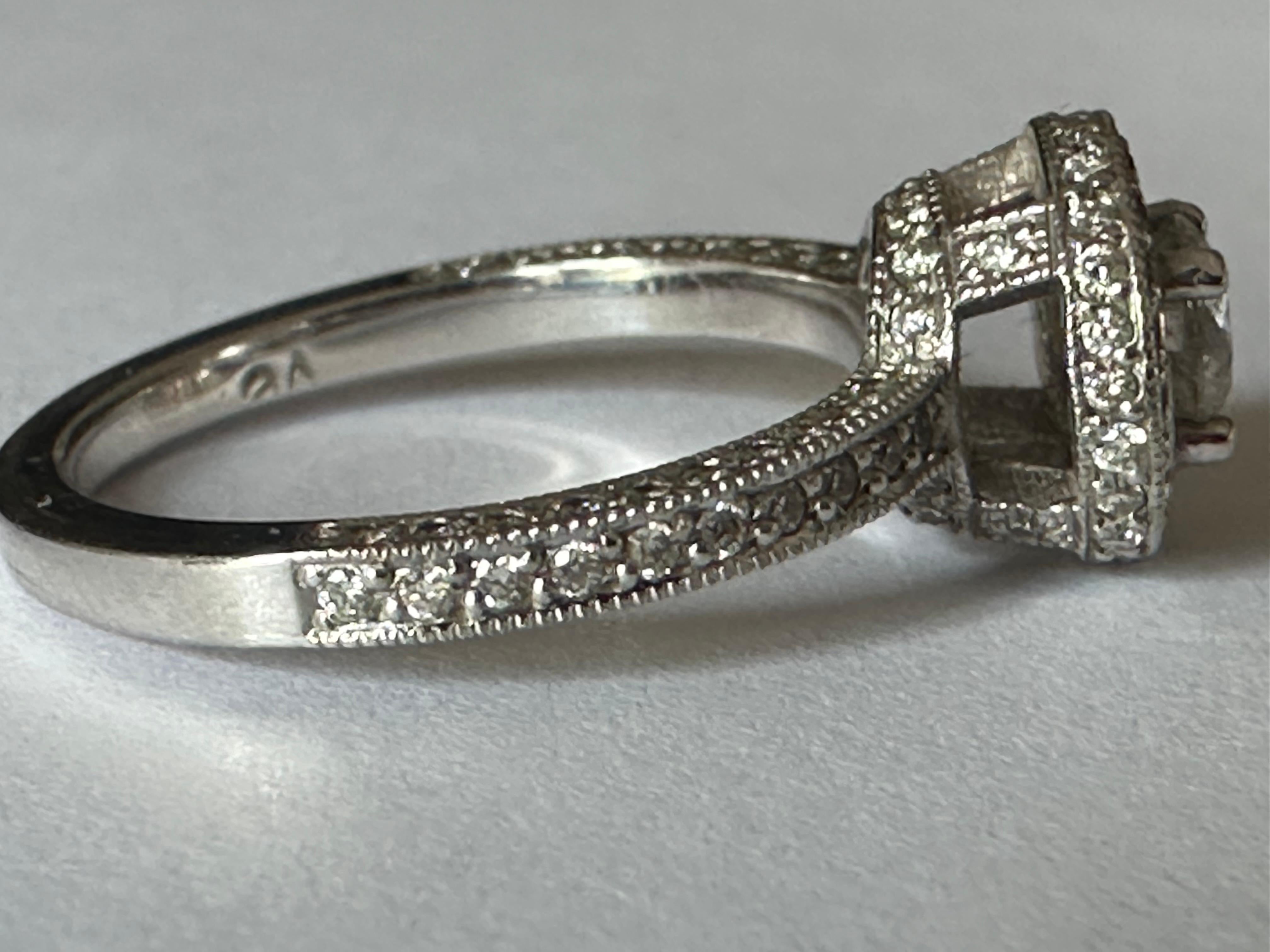 Diamant-Halo-Cluster-Ring mit Diamant  im Angebot 1