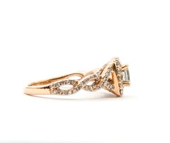 Bague de fiançailles en or rose 14k avec halo de diamants