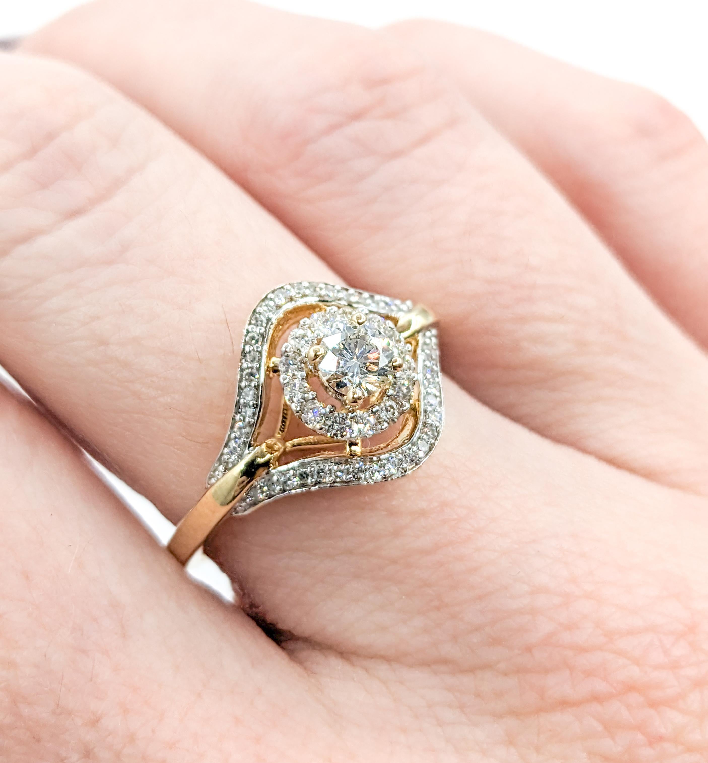 Diamond Halo Engagement Ring in Gold In Excellent Condition In Bloomington, MN