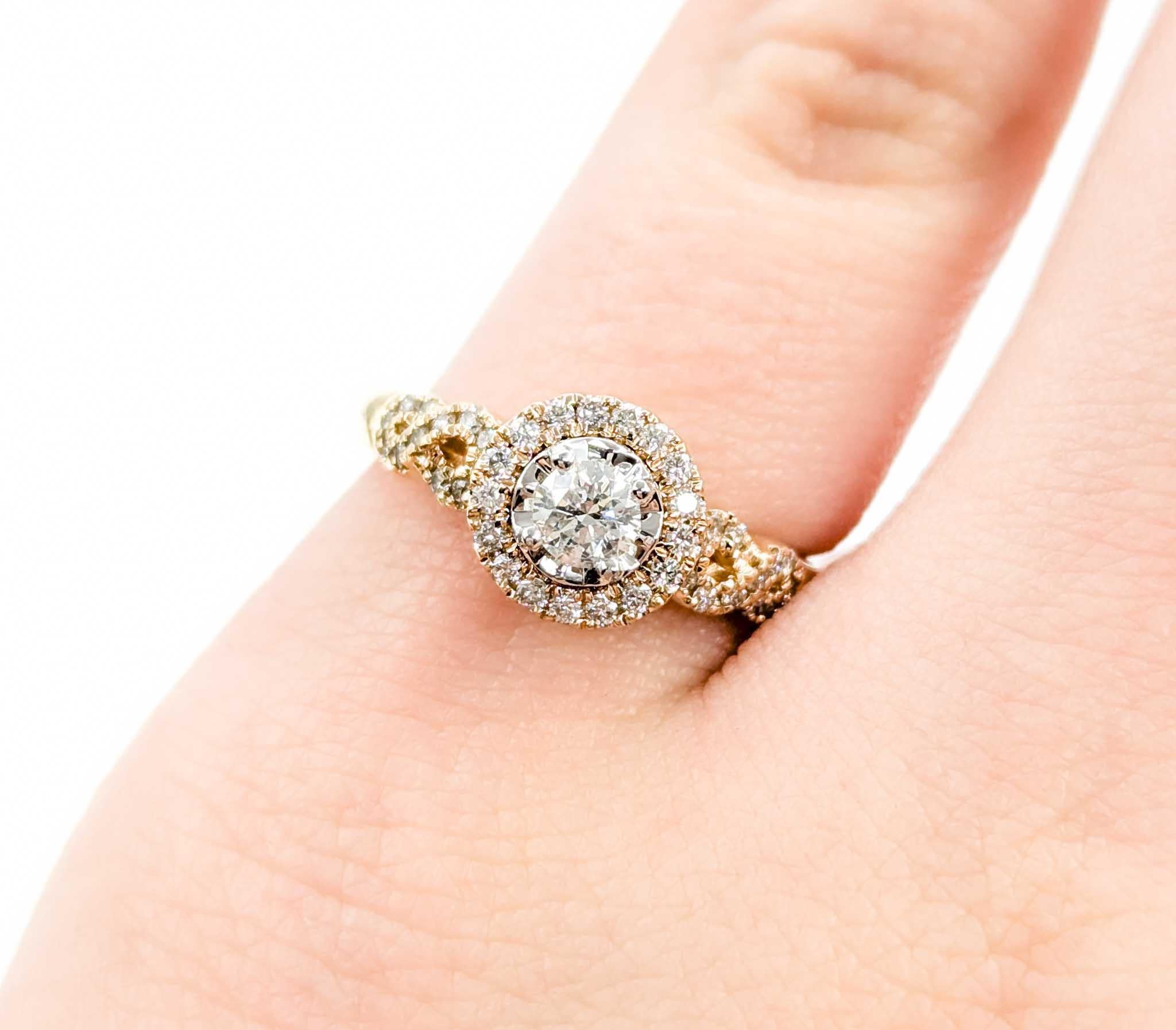 Diamond Halo Engagement Ring in Yellow Gold In Excellent Condition For Sale In Bloomington, MN
