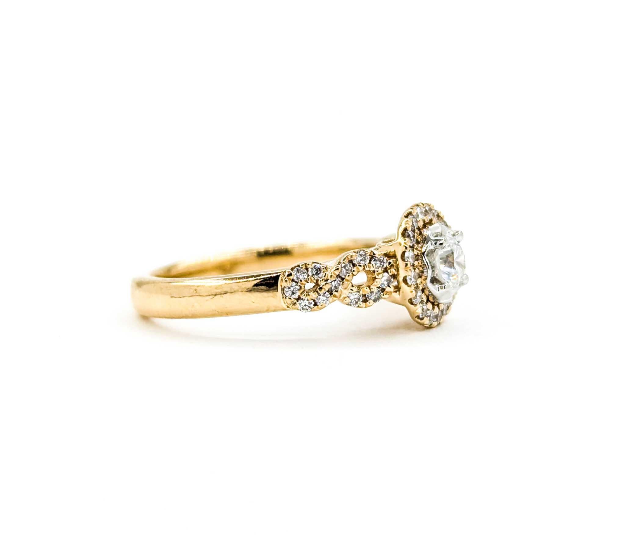 Diamond Halo Engagement Ring in Yellow Gold For Sale 1