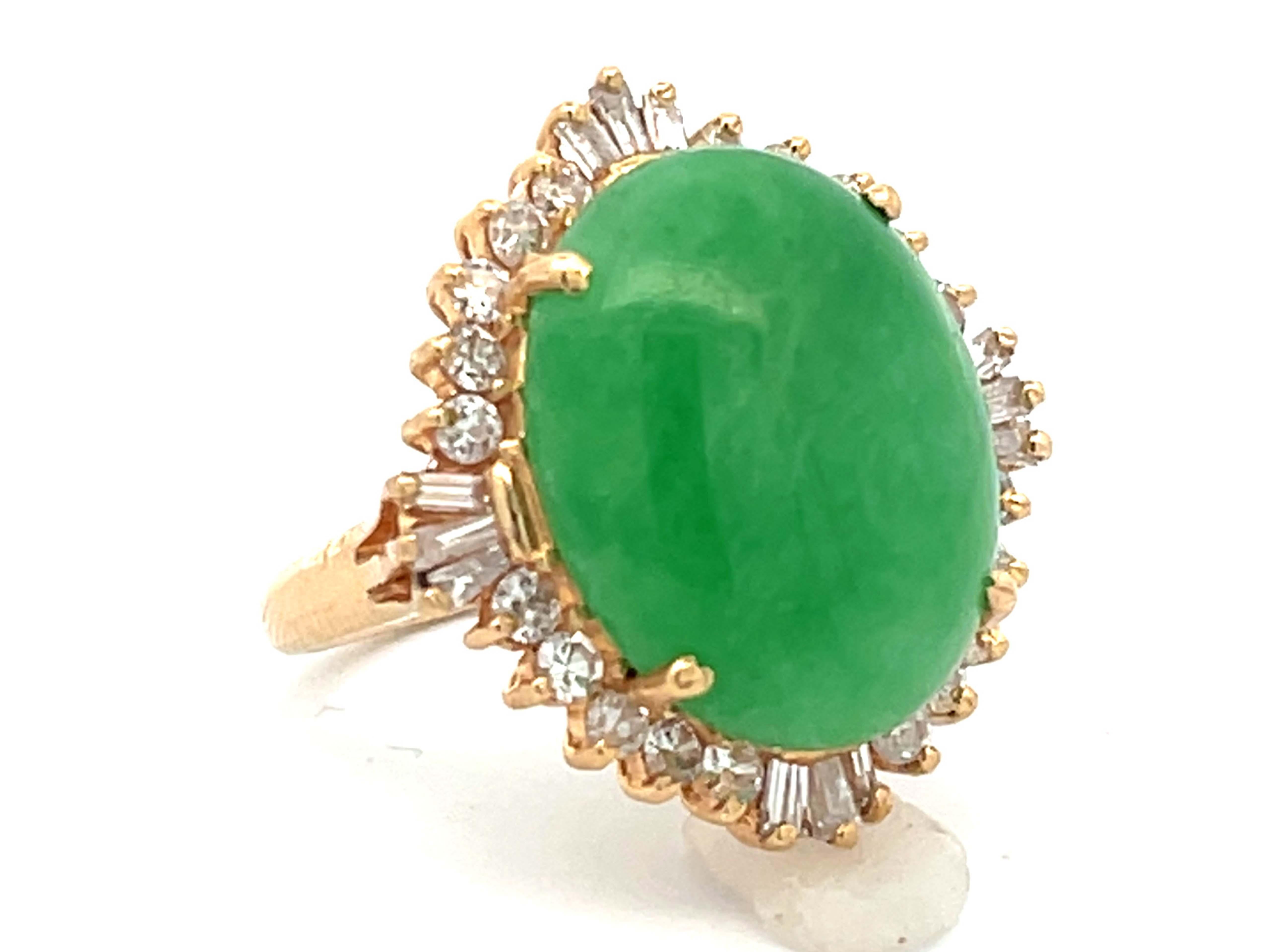 Modern Diamond Halo Jade Ring in 18K Yellow Gold For Sale