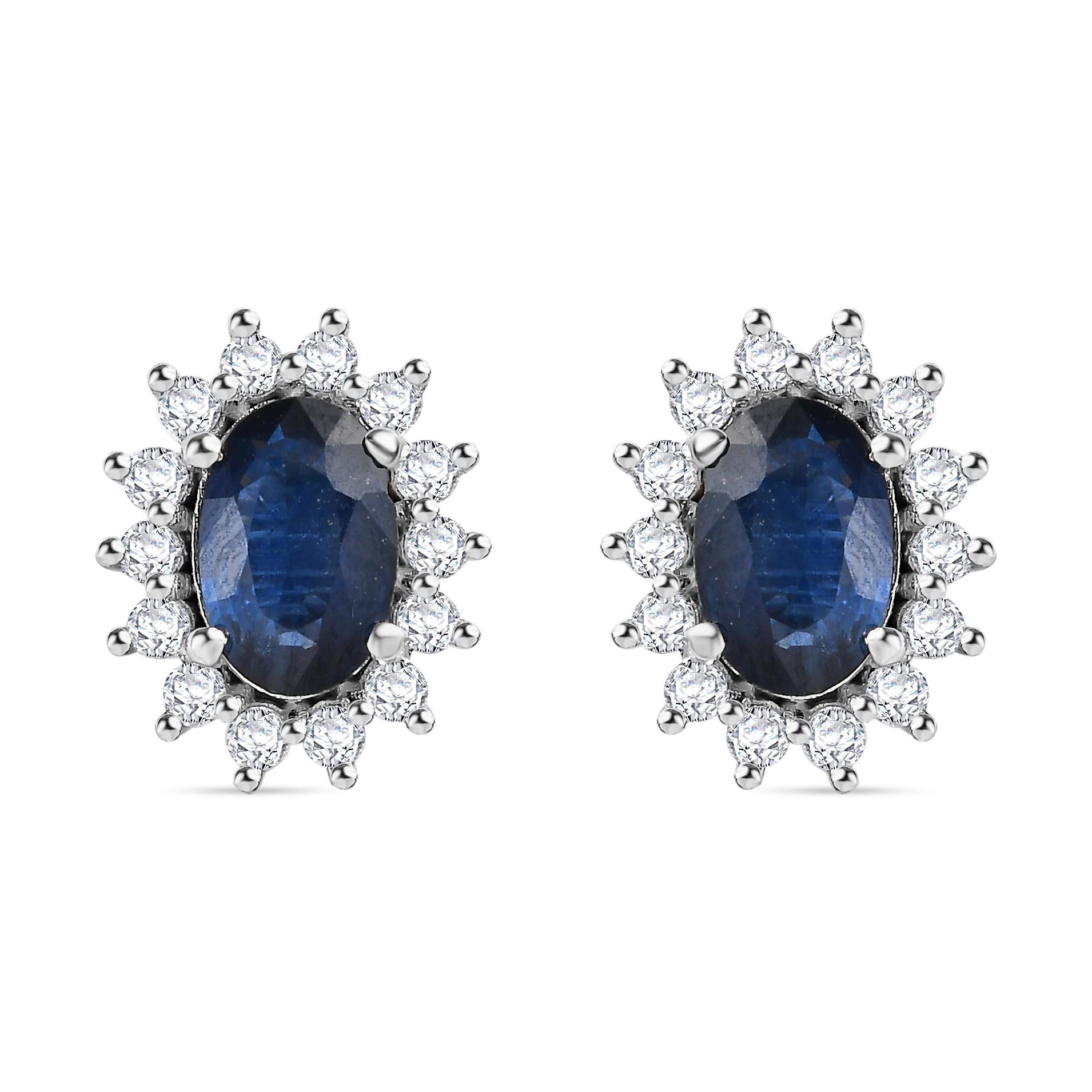 Orecchini a perno ovali con diamante e zaffiro blu naturale in oro bianco 14 ct. in vendita 3