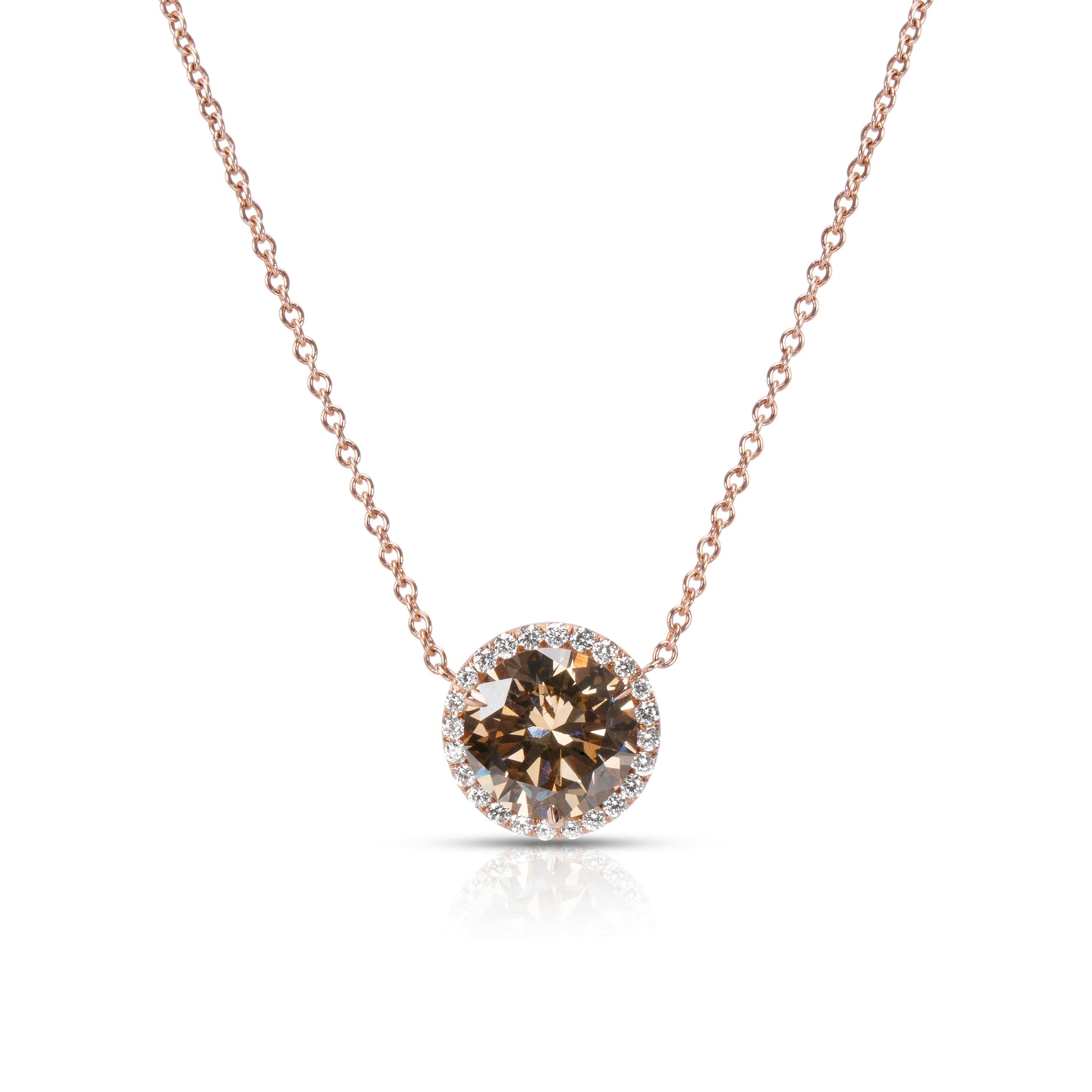 Diamond Halo Pendant in 18 Karat Pink Gold with Chain 1.67 Carat In Excellent Condition In New York, NY