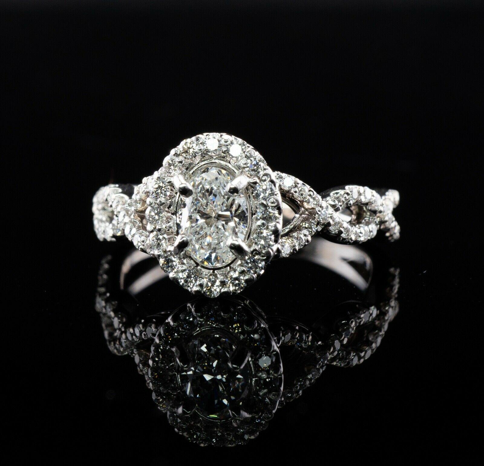 Bague de fiançailles en or blanc 14 carats avec halo de diamants (1,14 TDW) Bon état - En vente à East Brunswick, NJ