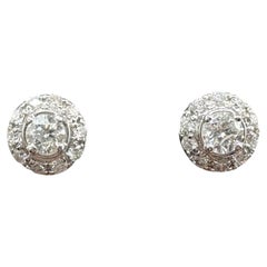 Diamant-Halo-Ohrstecker aus 14 Karat Weißgold, 0,75 Karat Gesamtgewicht, 7,9 mm