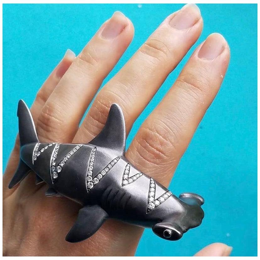 Hammerhead-Ring mit Diamanten im Angebot