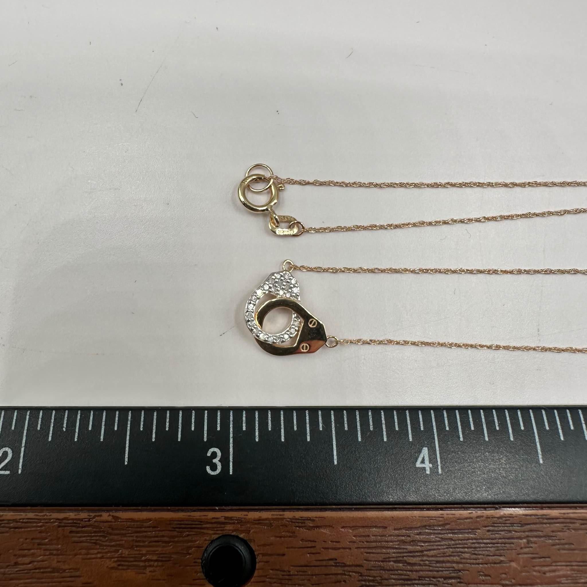 Collier menottes en or jaune 10kt - 0.10ctw HI I1, 18