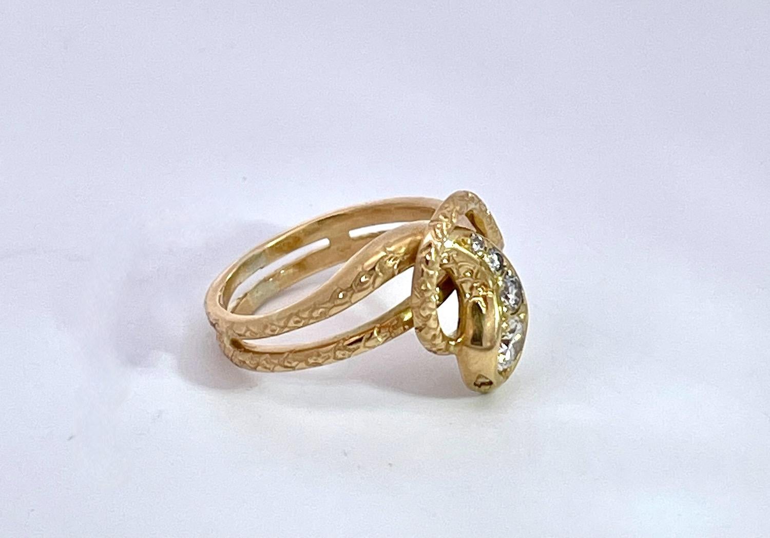 Anillo Cabeza de Serpiente Diamante 18K Artesano en venta