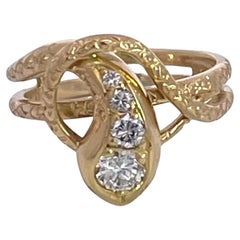 Anillo Cabeza de Serpiente Diamante 18K
