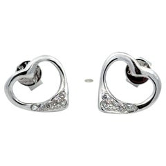 Orecchini con cuore di diamante in oro bianco 14K