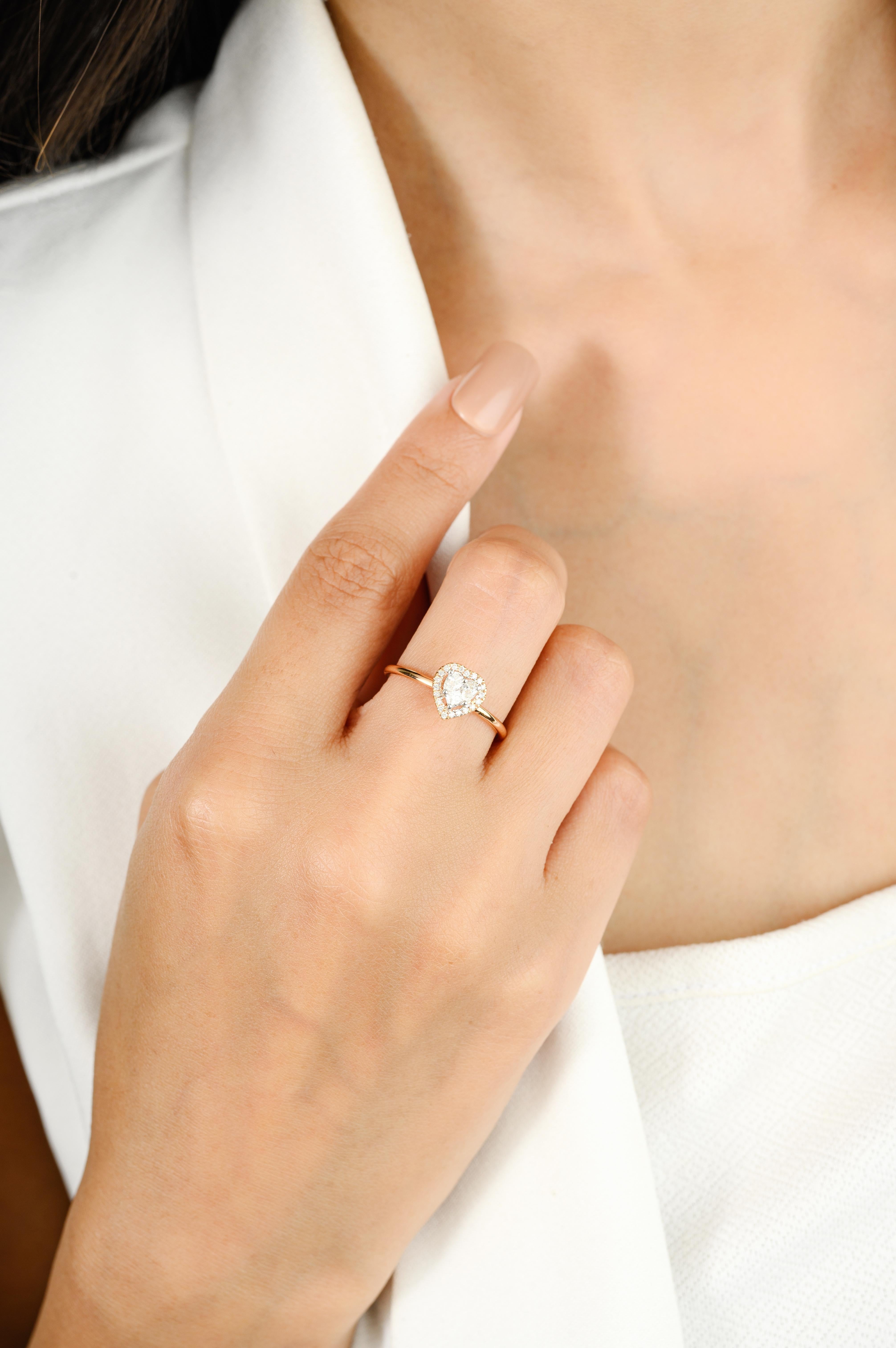 En venta: Anillo de compromiso de diamantes en racimo de corazones para mujer en oro rosa macizo de 18k  6