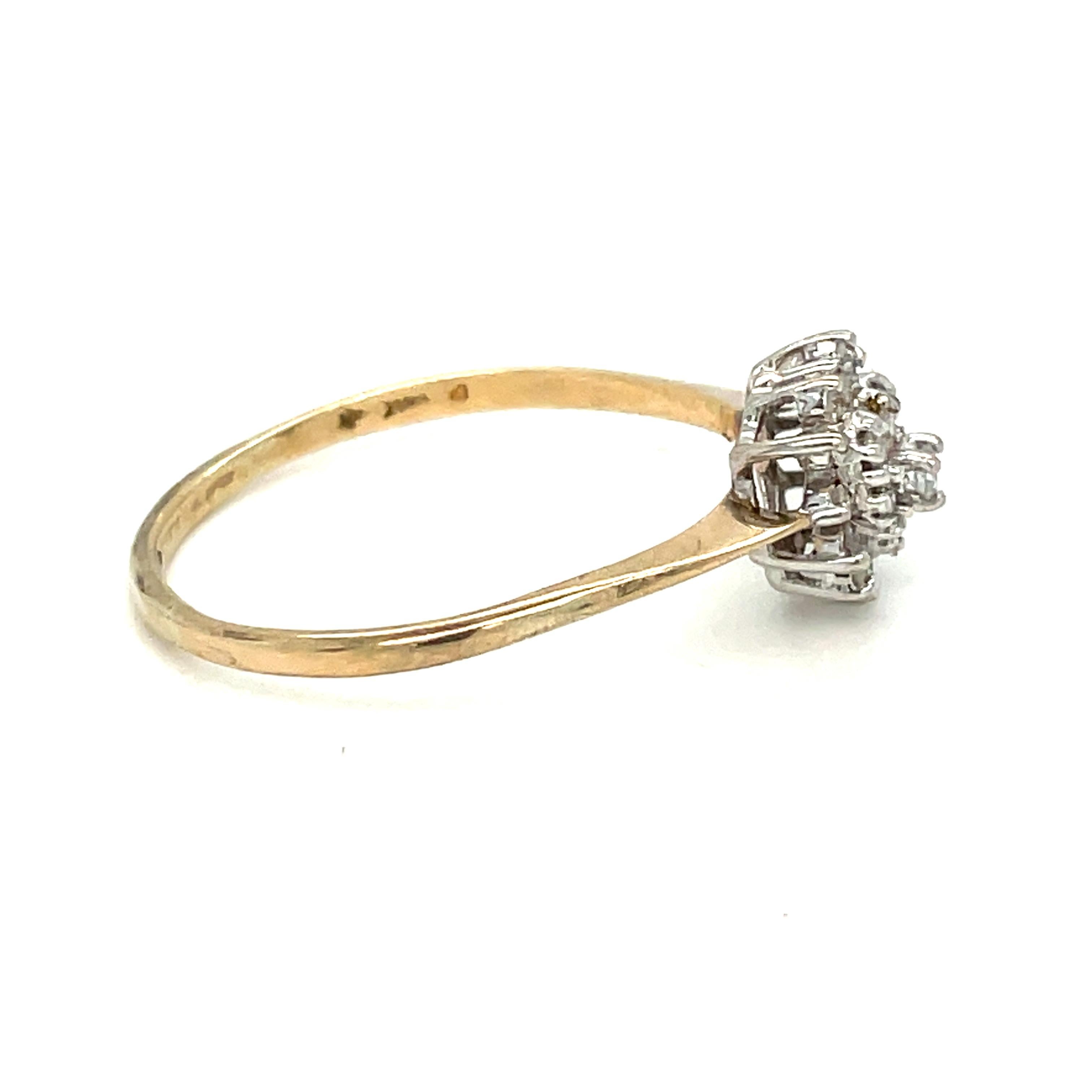 Diamant Herz Cluster Ring 10k Gelb Weißgold im Zustand „Hervorragend“ im Angebot in beverly hills, CA