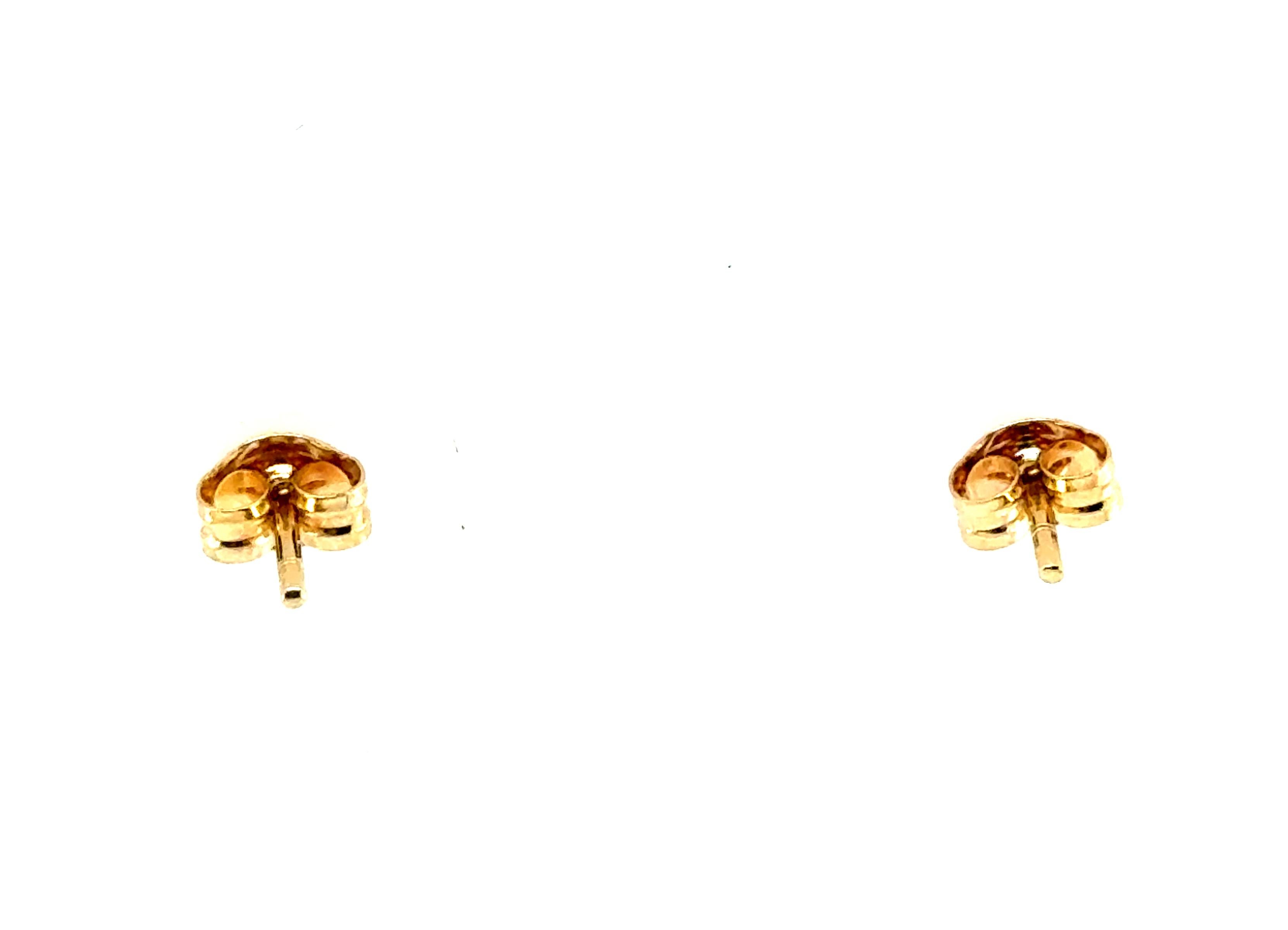 Pendientes de diamantes en racimo de corazón .25ct Oro blanco y amarillo de 14K Diamantes minados en Excelente estado para la venta en Dearborn, MI