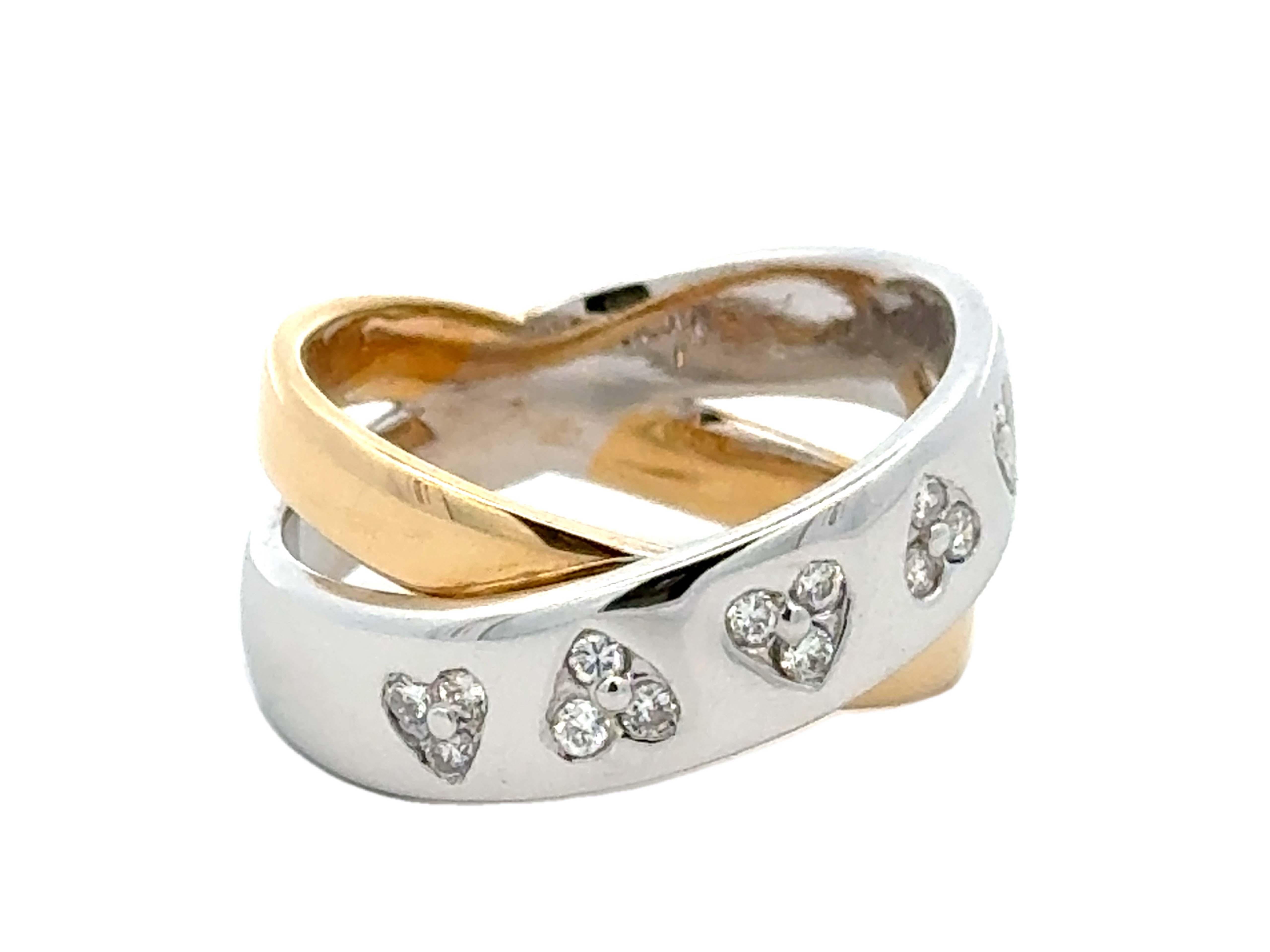 Modern Diamond Heart Criss Cross Band Two Toned Ring 18K Yellow and White Gold For Sale