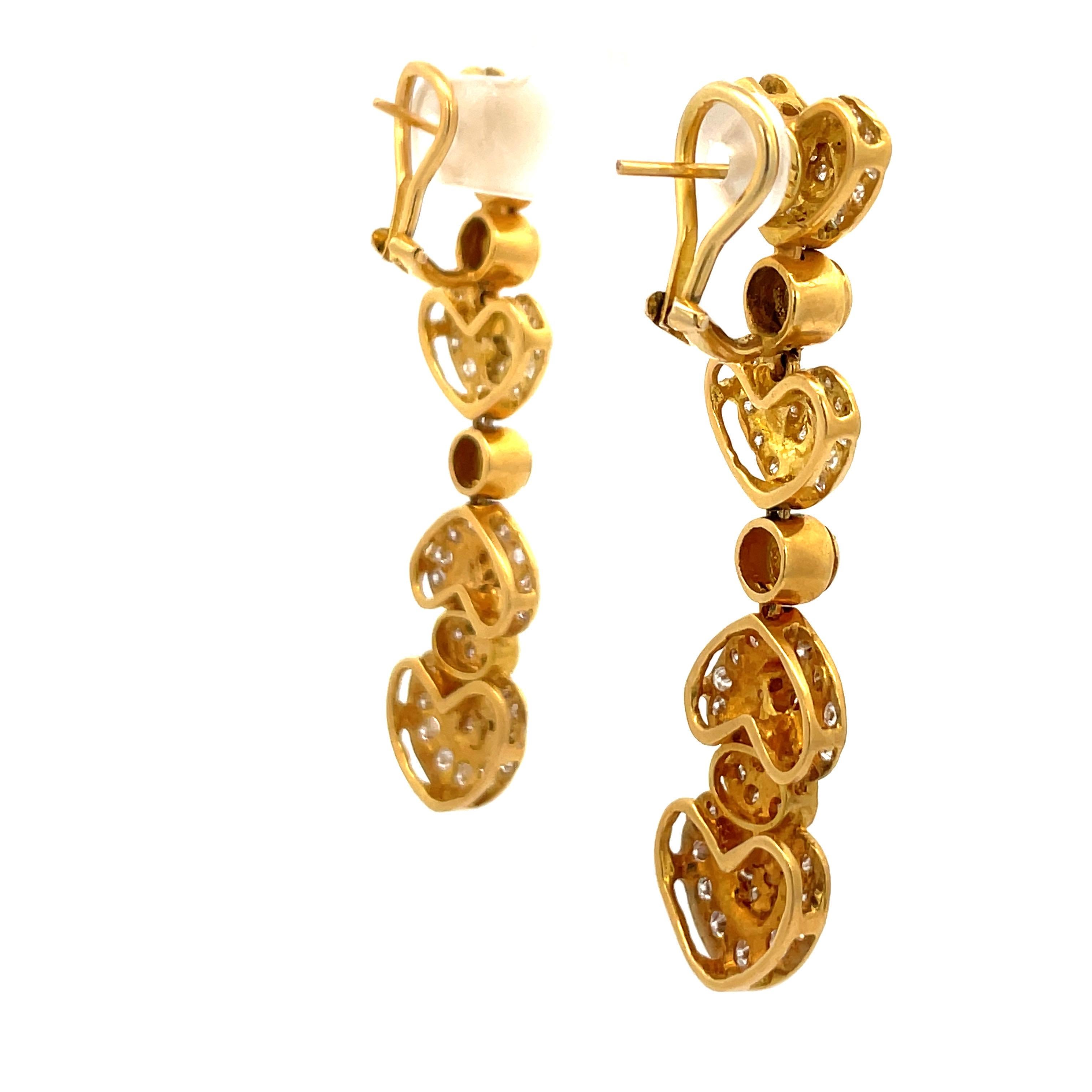 Diamond Heart Drop Earrings 18 Karat Yellow Gold 4.50 Carats Circa 1980s In Excellent Condition In New York, NY
