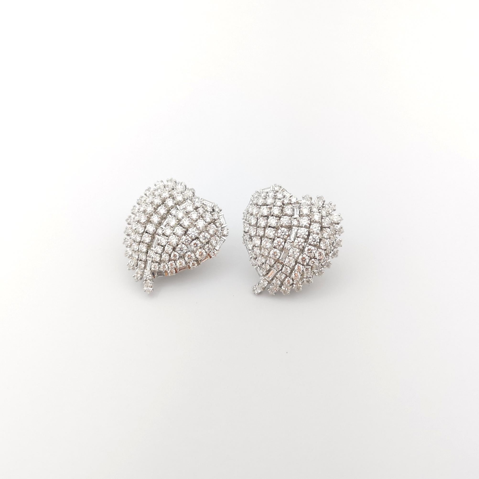 Women's Diamond Heart Earrings set in 18K White Gold Settings For Sale