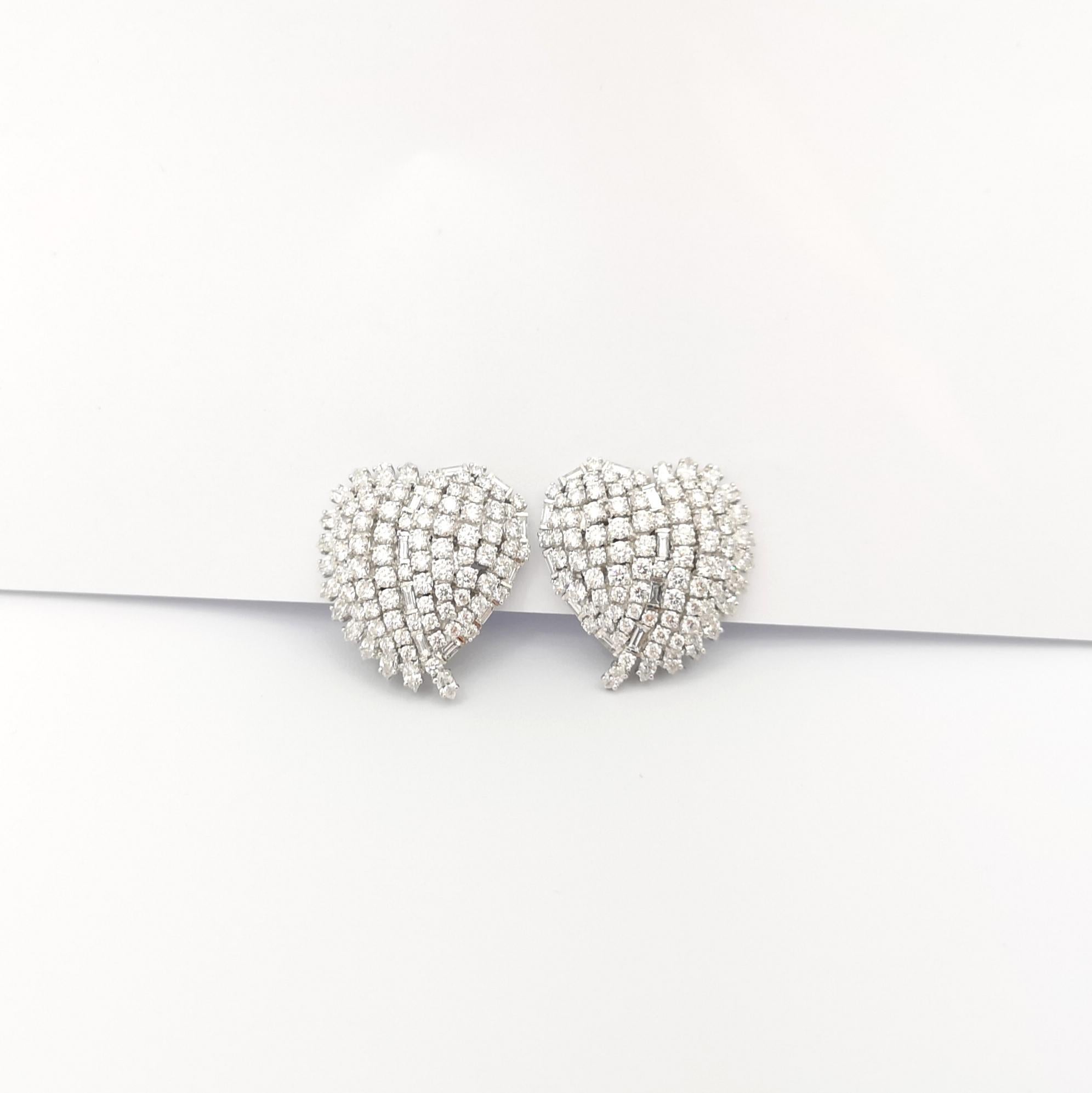 Diamond Heart Earrings set in 18K White Gold Settings For Sale 3