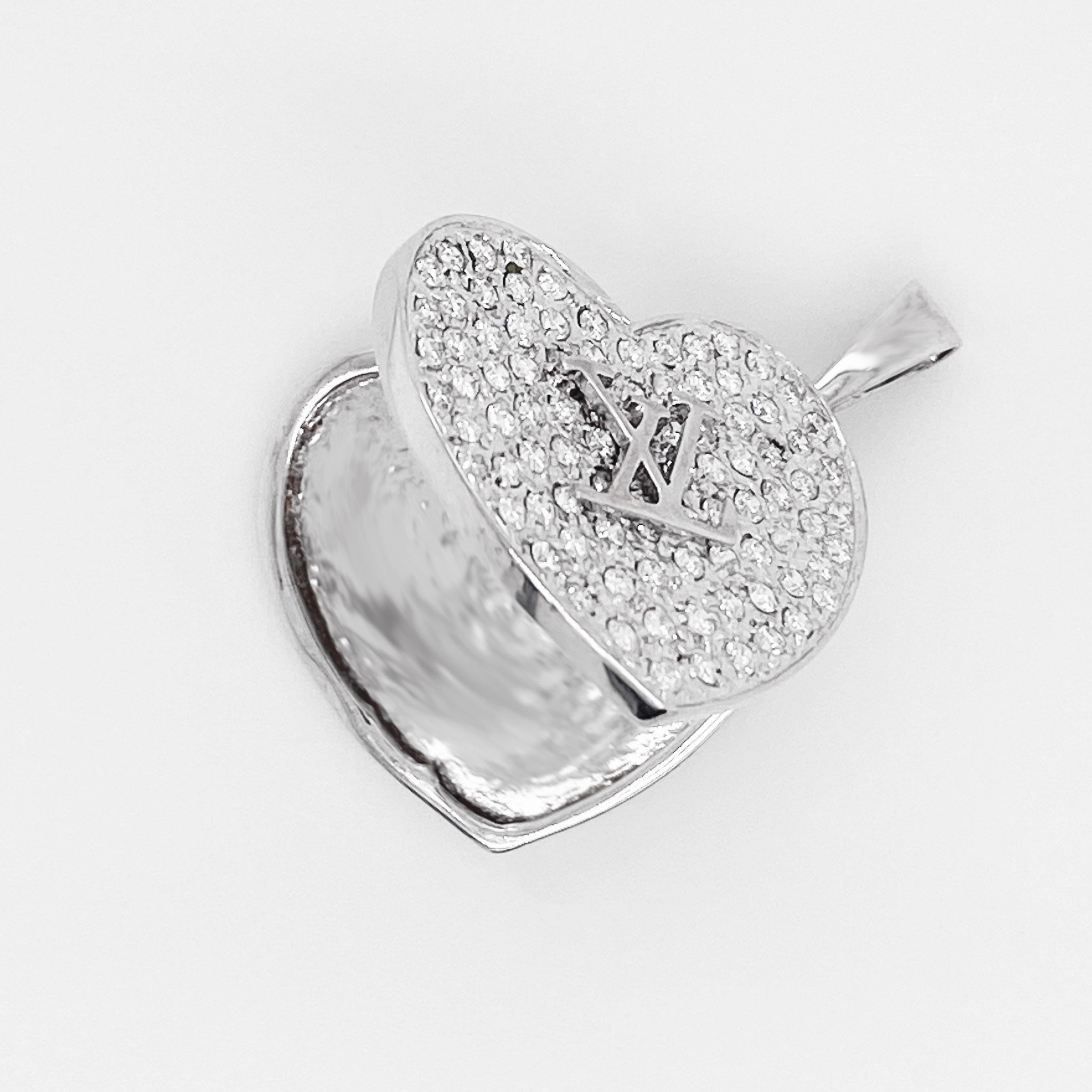 heart locket design