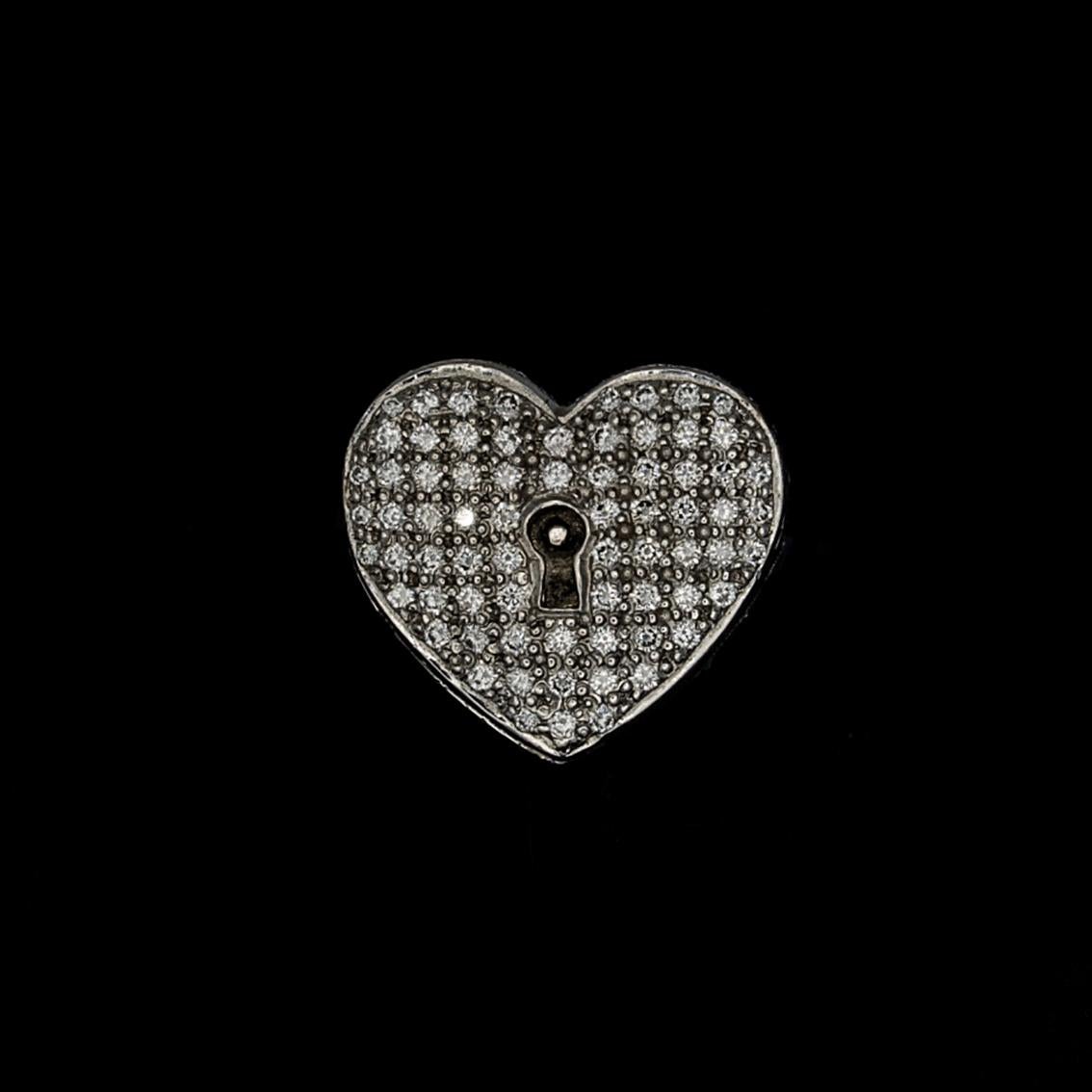 Diamond Heart Locket and Key Victorian Poison Ring in 18 Karat Gold and Diamonds 4