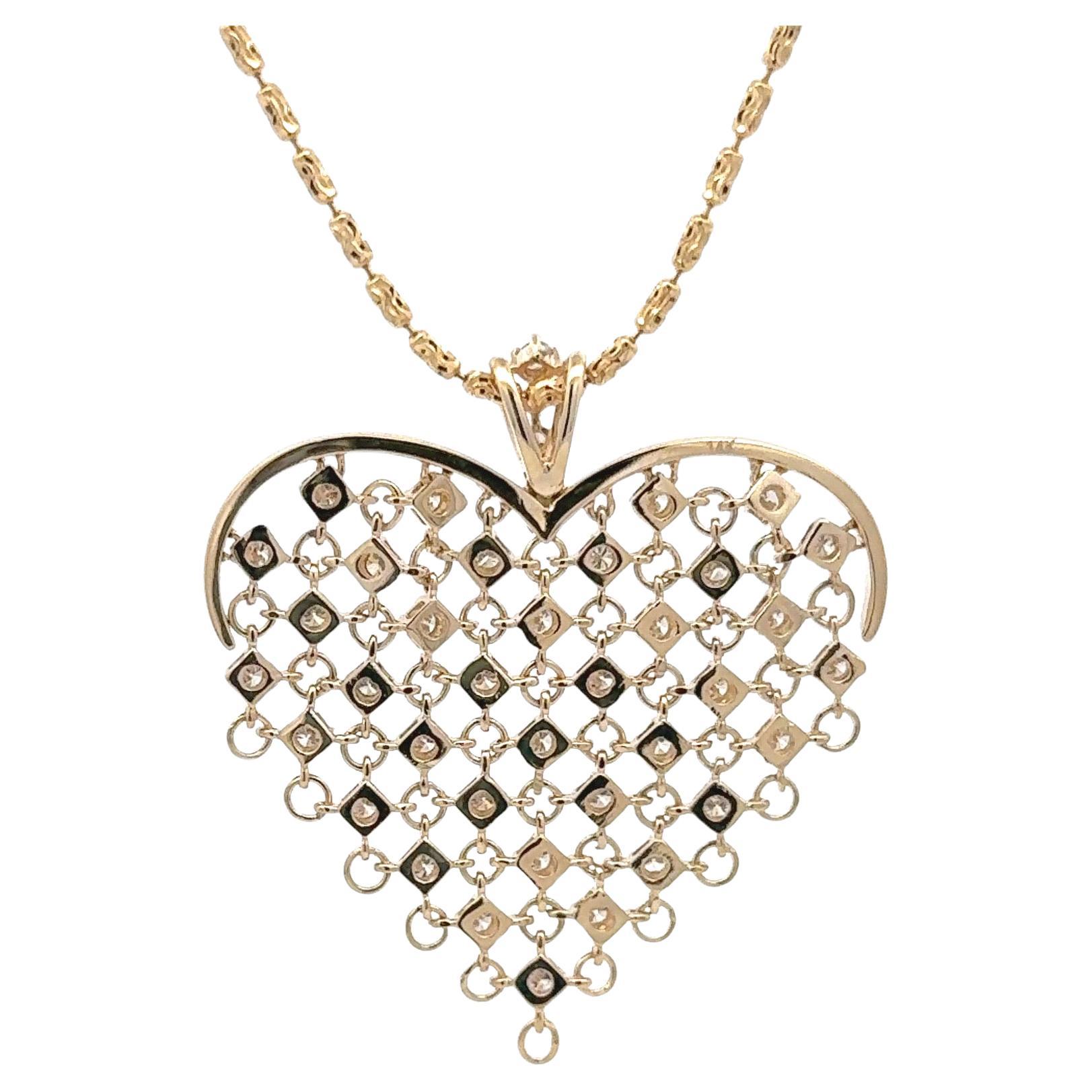 Collier avec pendentif en forme de coeur en diamant 1.43 carats Or jaune 14 carats 14.5 Grammes en vente 1