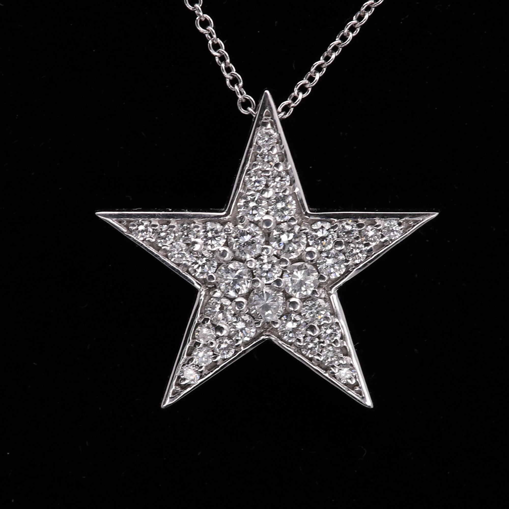 Star Diamond Necklace 14 Karat White Gold Natural Diamonds Star Pendant For Sale 5