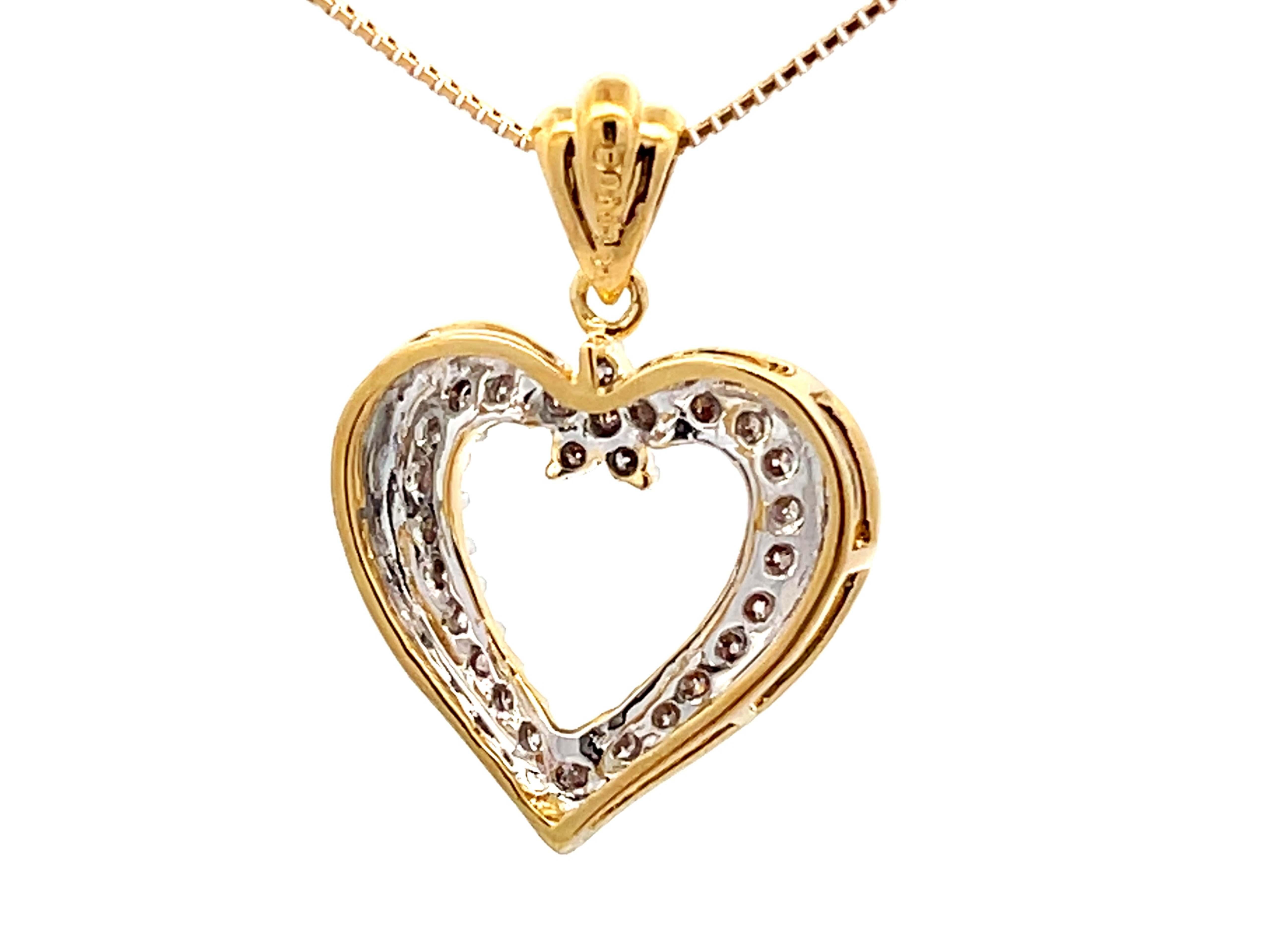 Diamond Heart Necklace 18k Yellow Gold For Sale 1