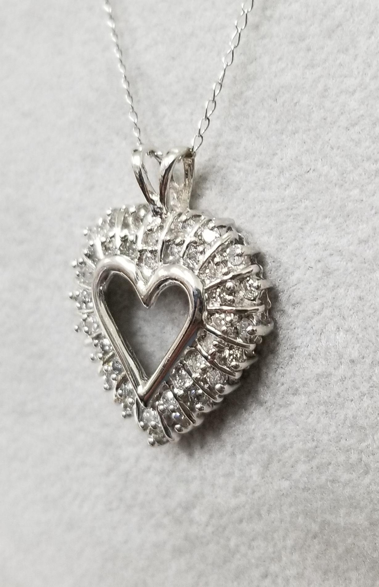 tiny diamond heart pendant