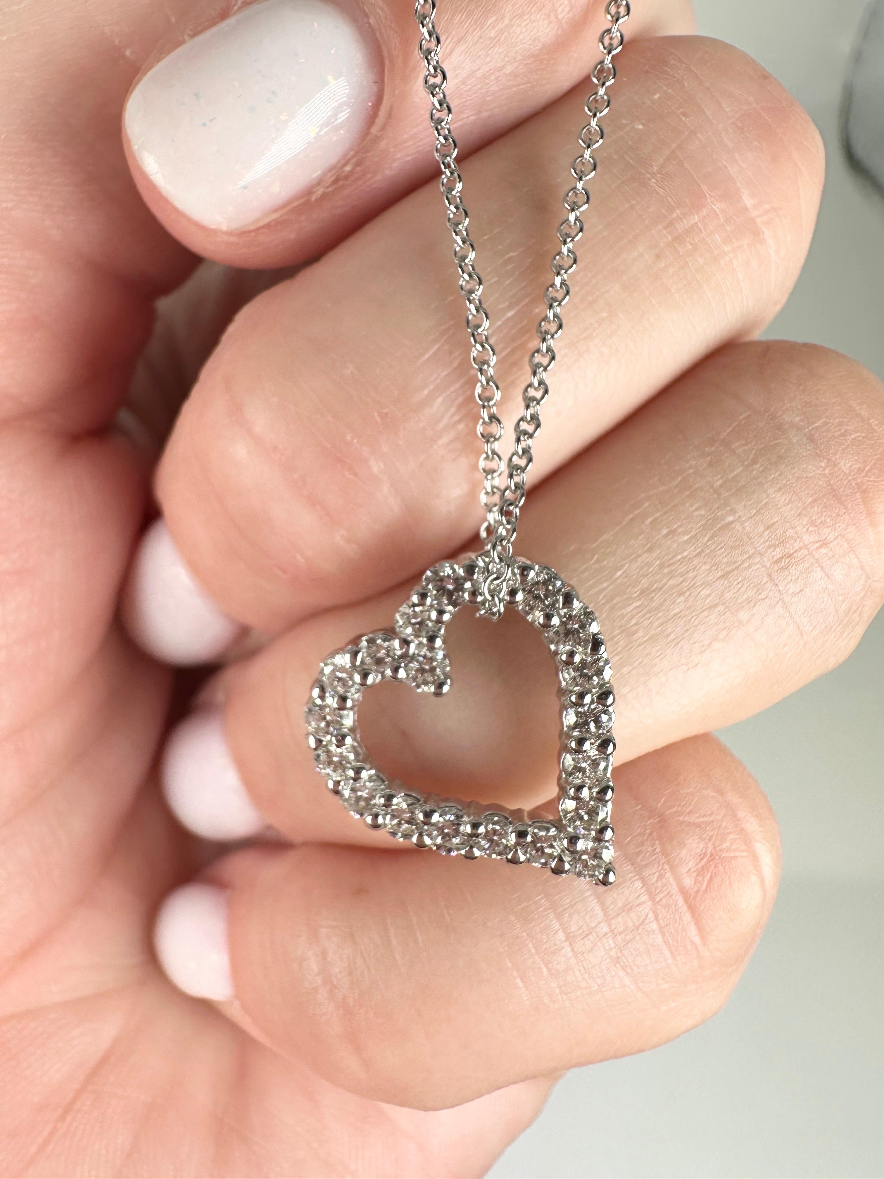 Collier cœur en diamant en or blanc 14KT  en vente 1