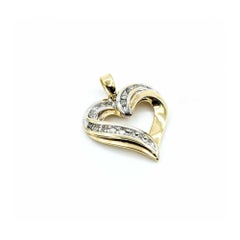Pendentif coeur en or jaune 10k avec diamant