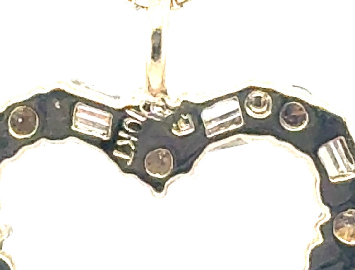 Collana con ciondolo a forma di cuore con diamanti, coniati in modo naturale, da 0,75 carati per la festa della mamma in oro giallo In condizioni ottime in vendita a Dearborn, MI