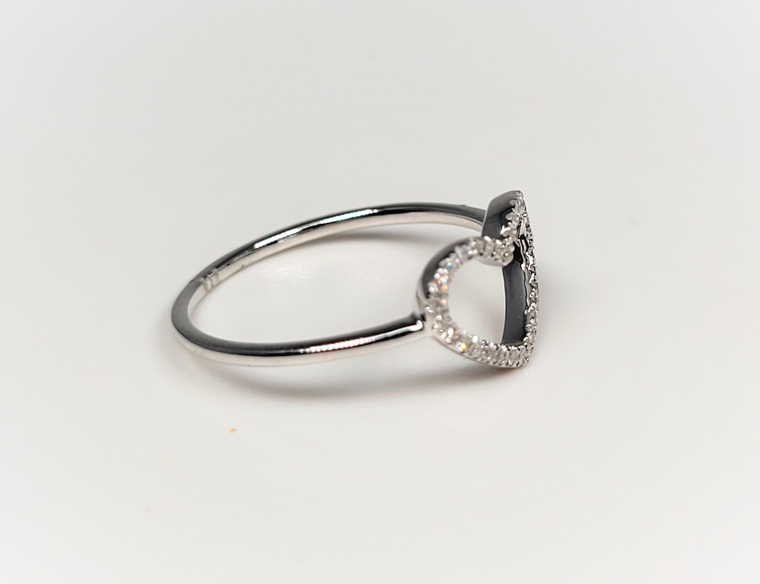 Women's or Men's Diamond Heart Ring 14 Karat White Gold For Sale